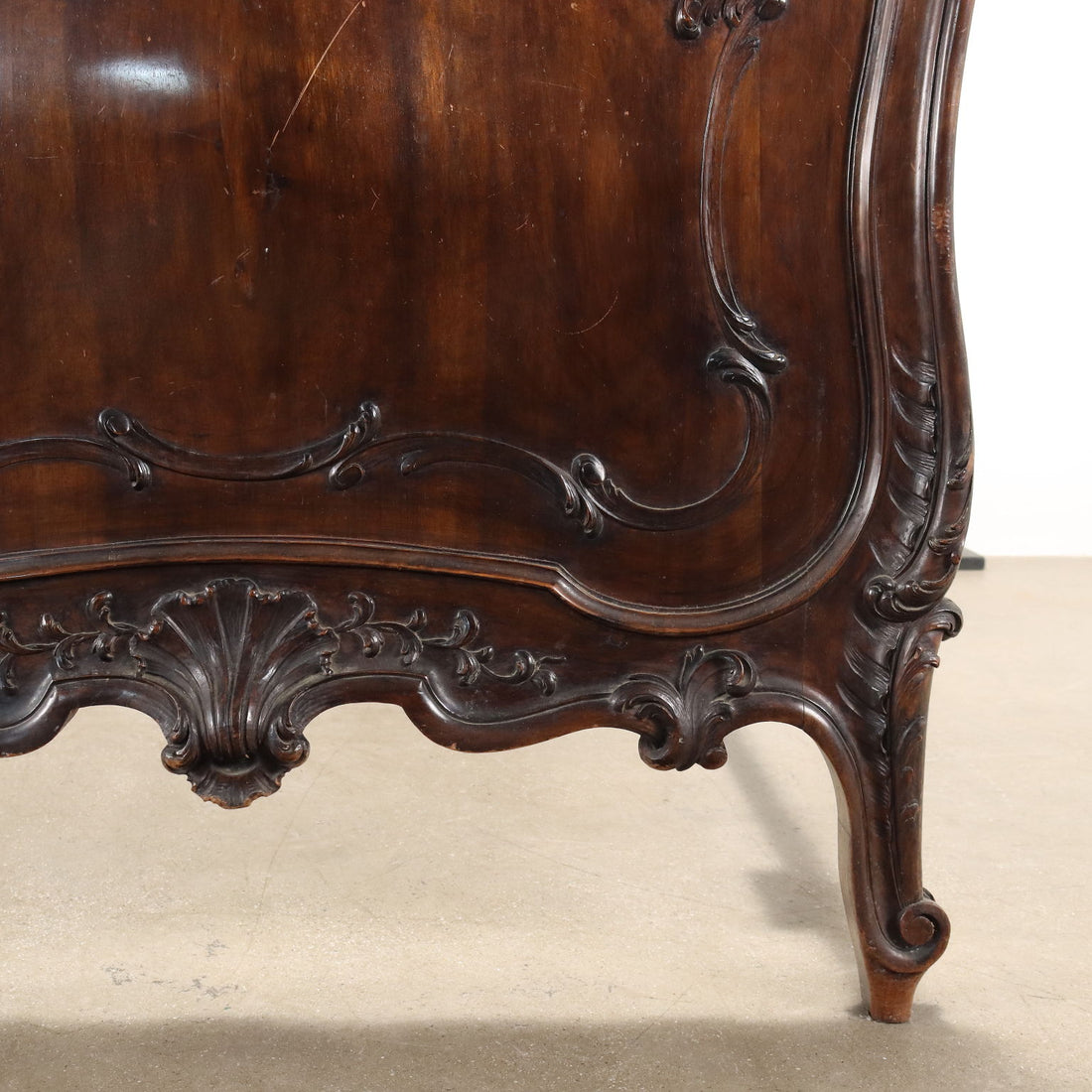  | Antiques  Beds & Headboards