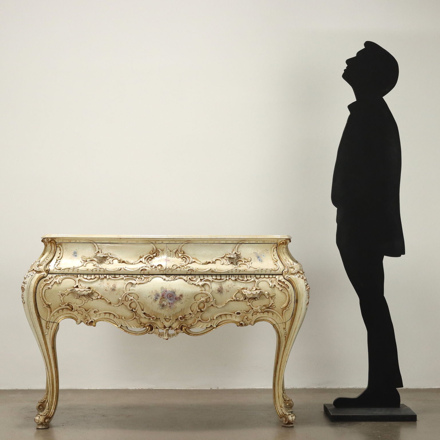  | Antiques  Chest of Drawers & Commodes