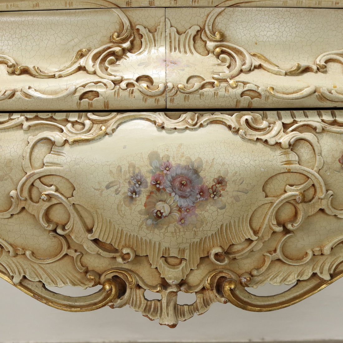  | Antiques  Chest of Drawers & Commodes