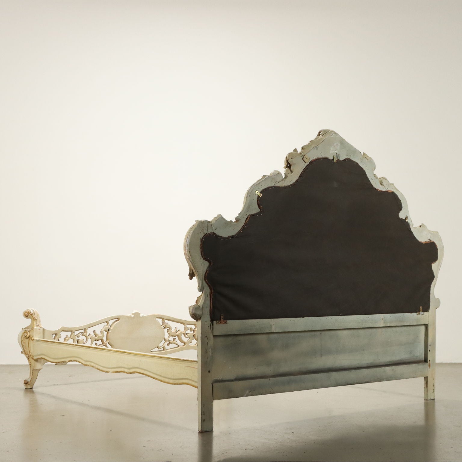  | Antiques  Beds & Headboards