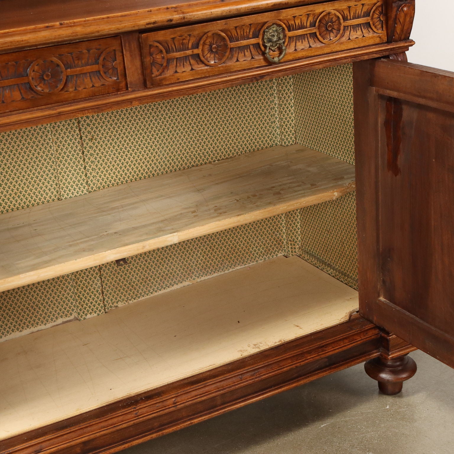  | Antiques  Cupboards