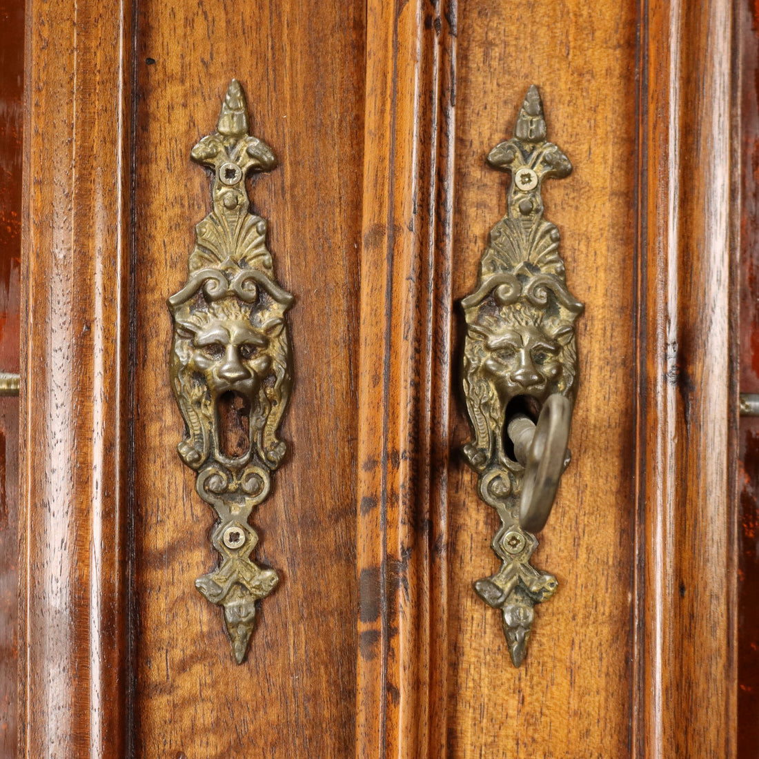  | Antiques  Cupboards