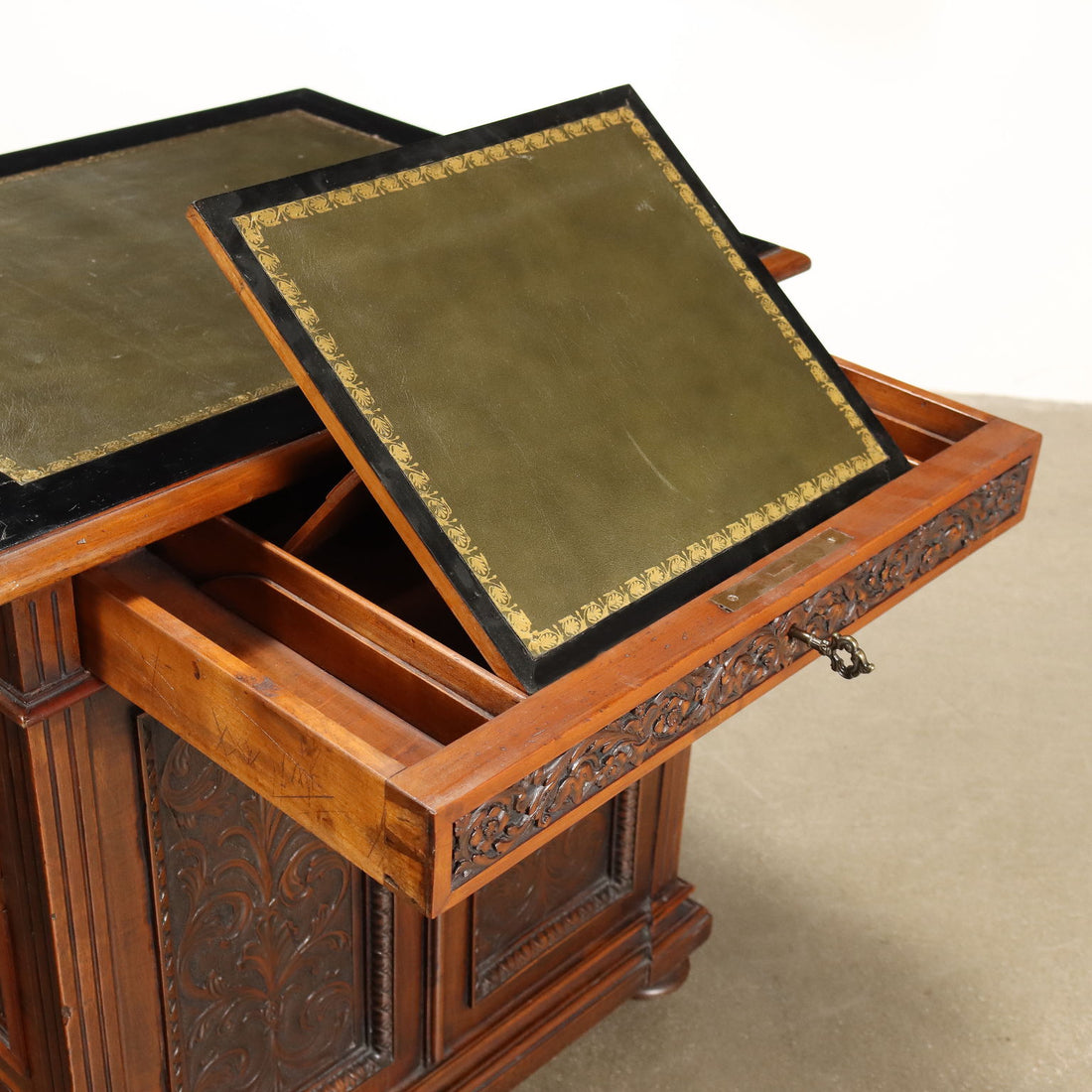  | Antiques  Desks & Writing Desks