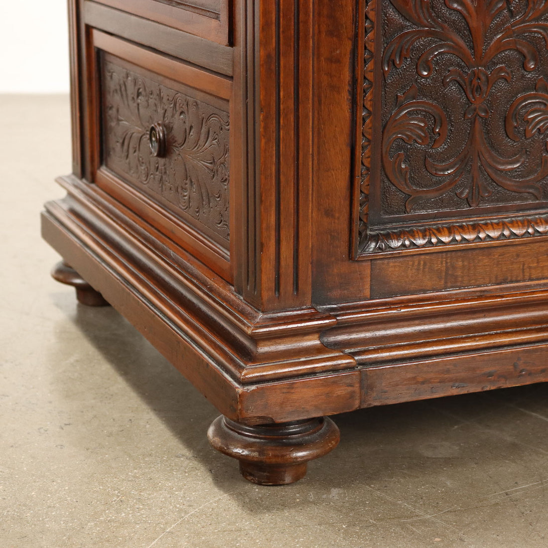  | Antiques  Desks & Writing Desks