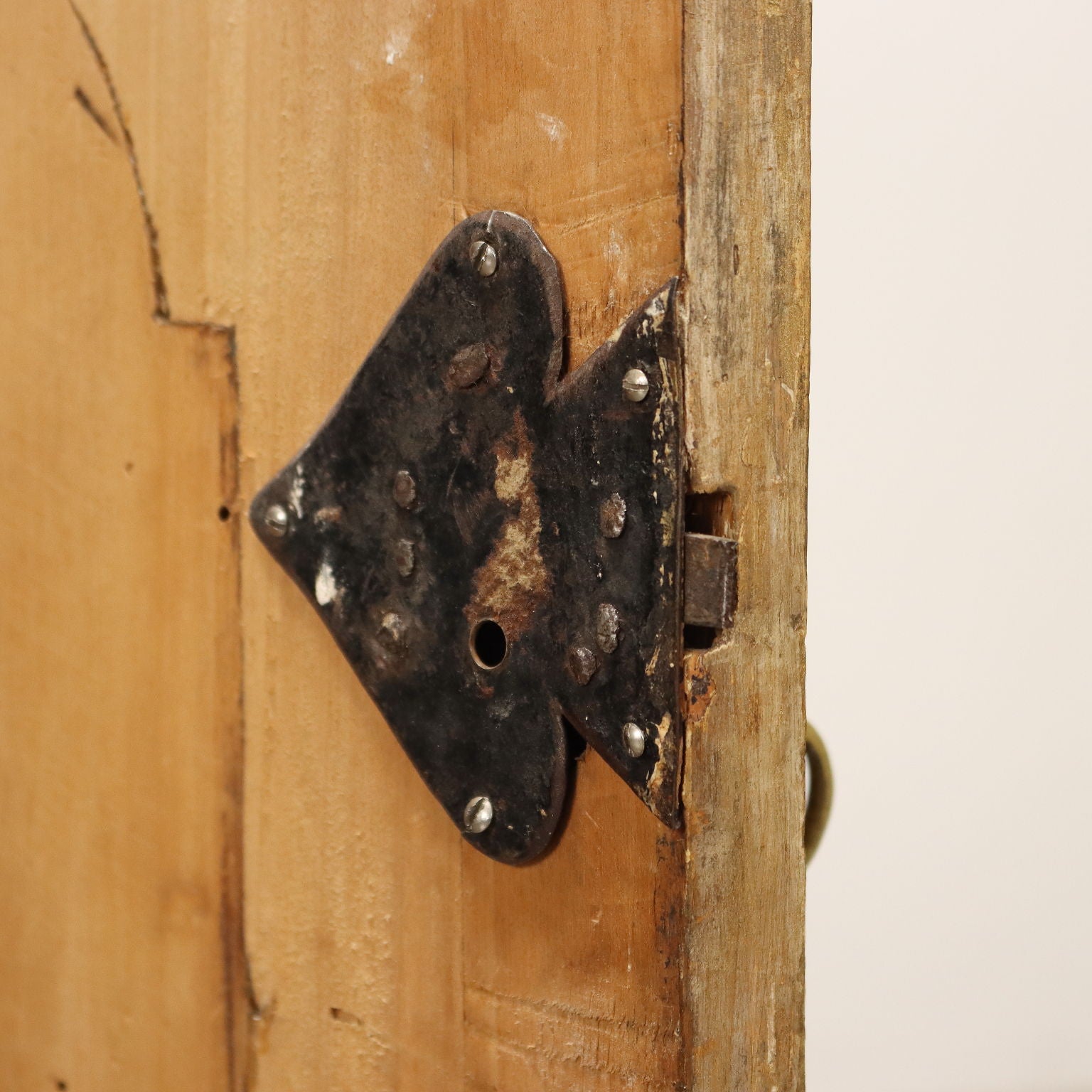  | Antiques  Cupboards