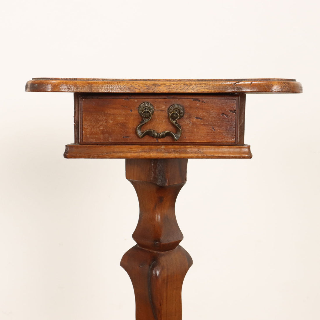 Antique Bedside Tables Baroque Style Beech Italy XIX Century - Italy, Late XIX Century | Antiques  Bedside Tables