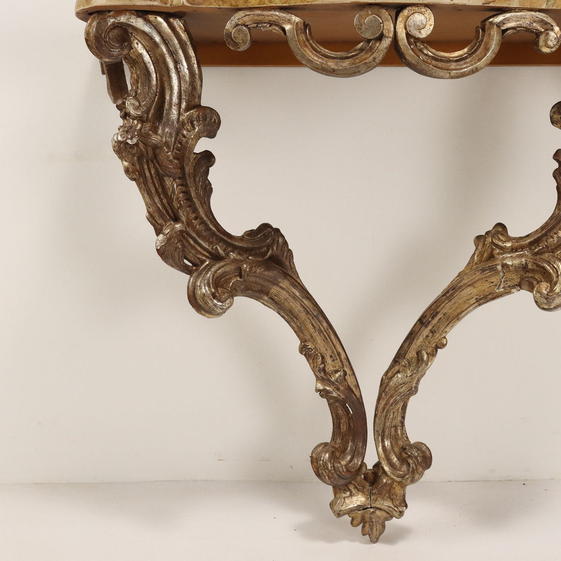  | Antiques  Consoles