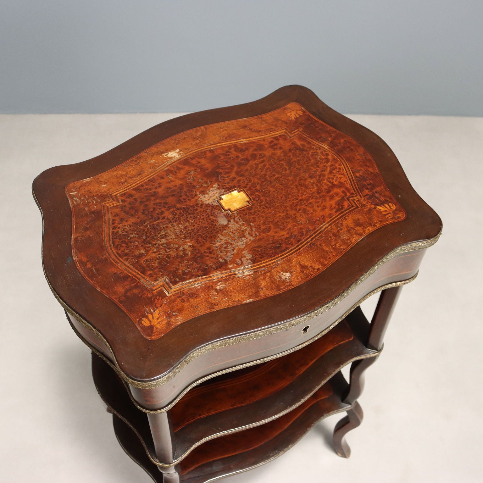  | Antiques  Side & Coffee Tables