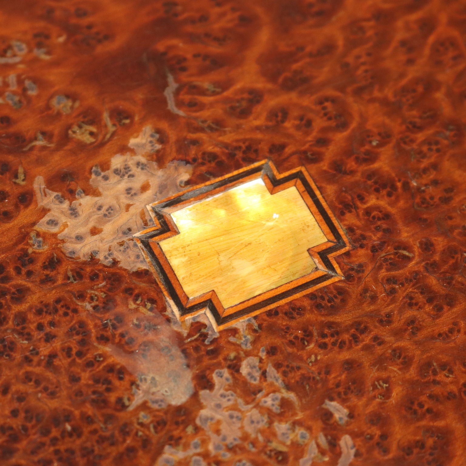  | Antiques  Side & Coffee Tables