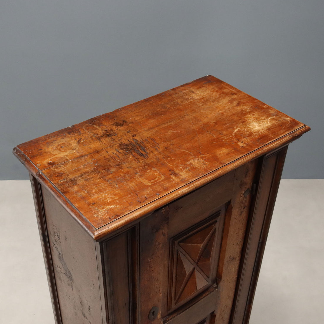  | Antiques  Cupboards