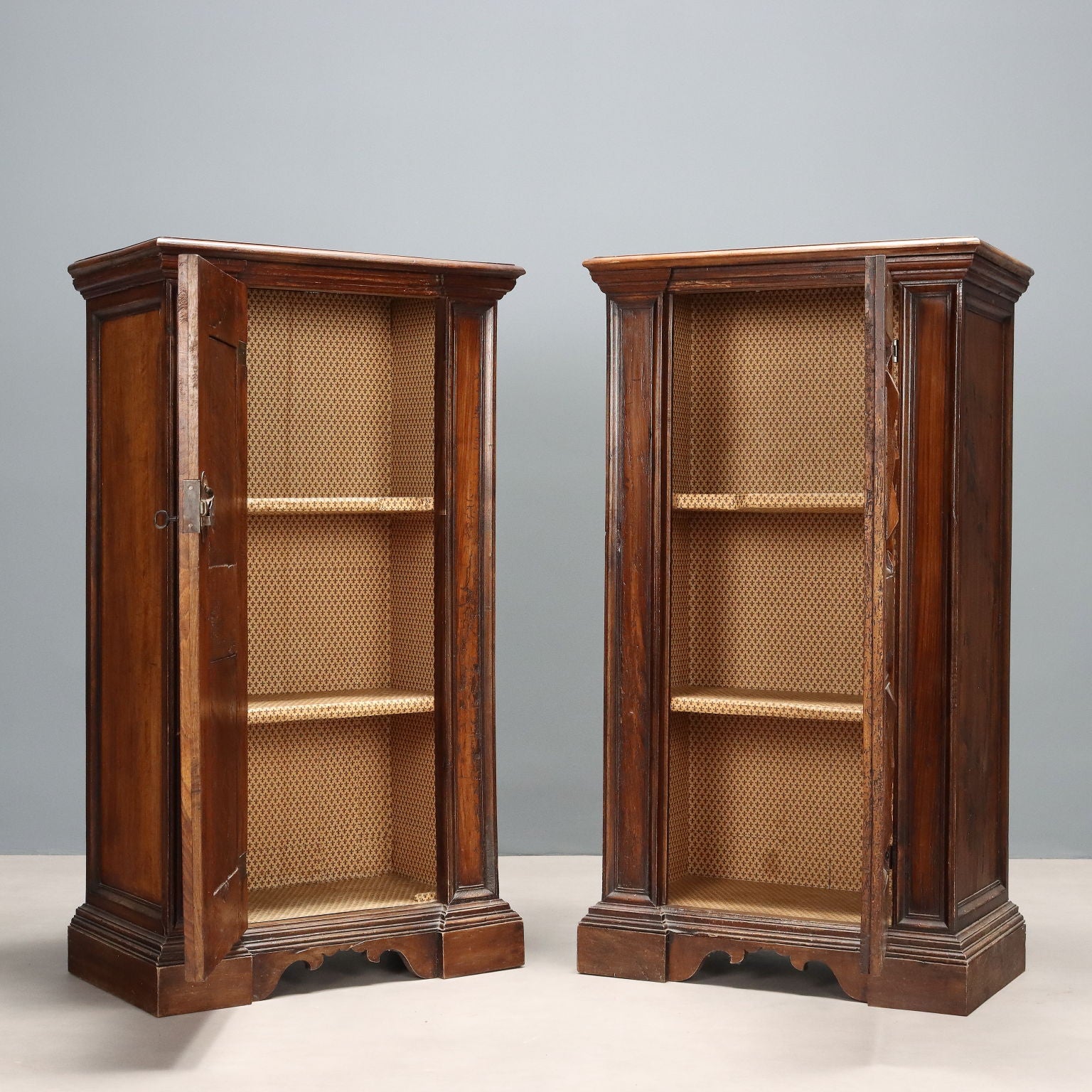  | Antiques  Cupboards