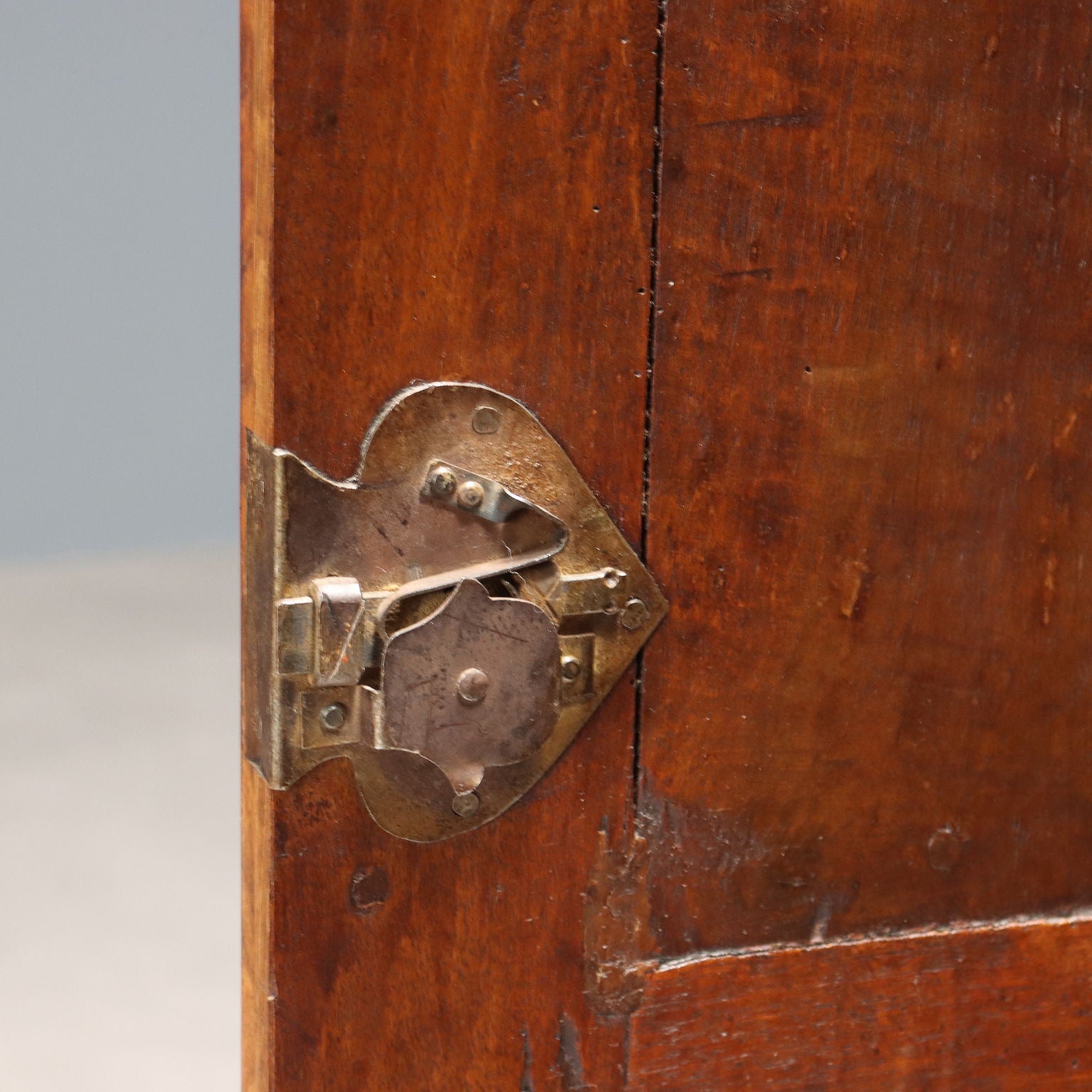  | Antiques  Cupboards