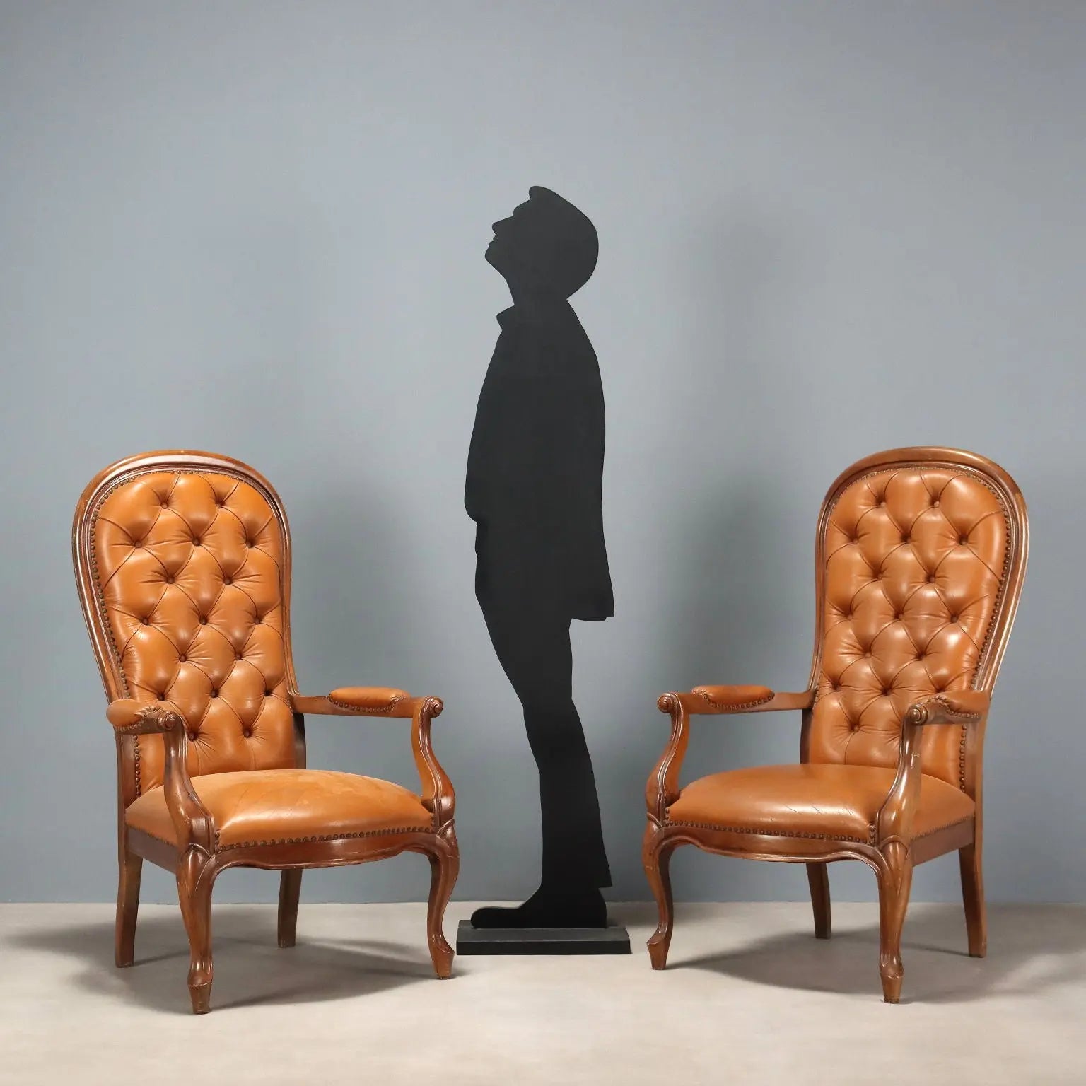 Antique Armchairs Walnut Leather Italy XX Century - Italy, XX Century | Antiques | Seating