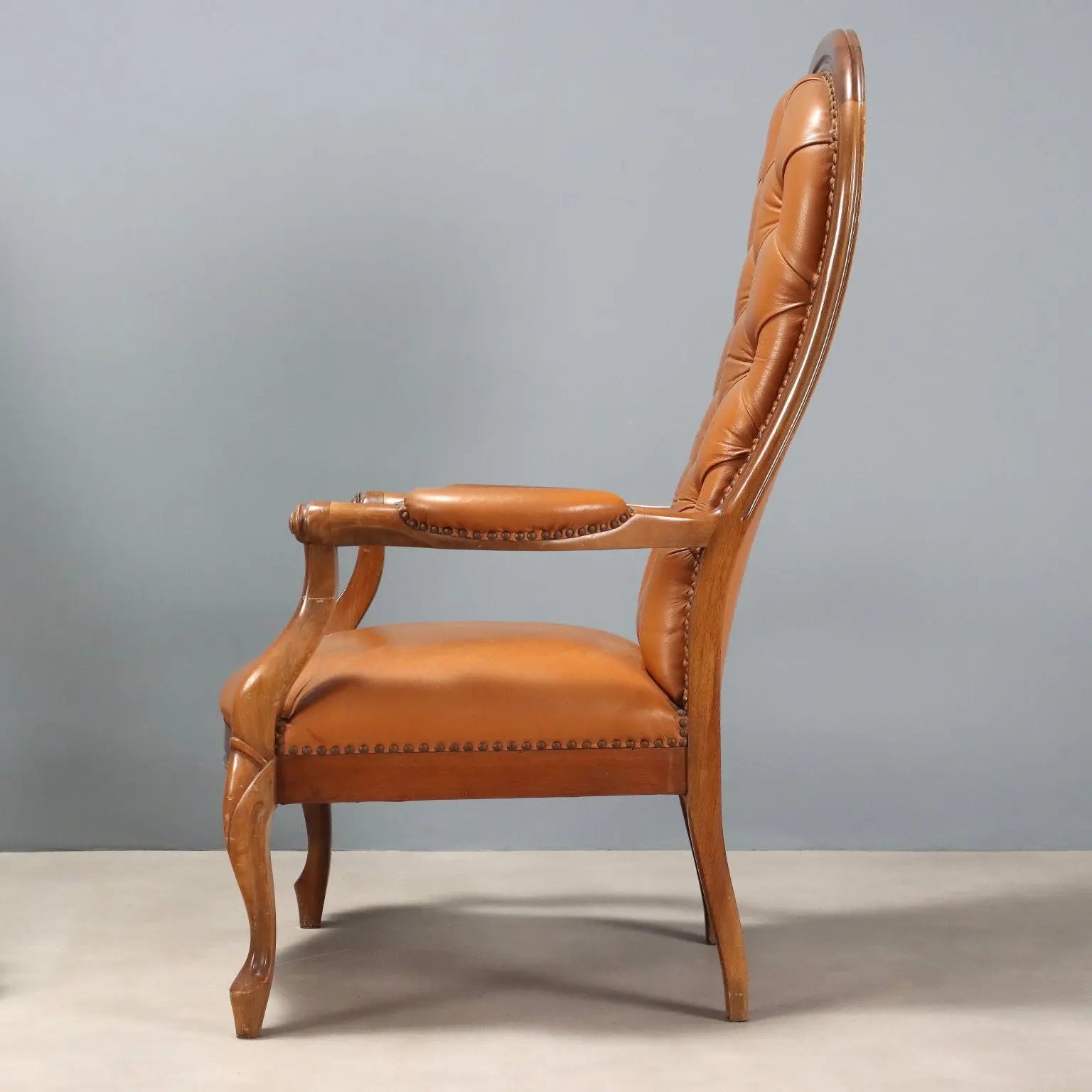 Antique Armchairs Walnut Leather Italy XX Century - Italy, XX Century | Antiques | Seating