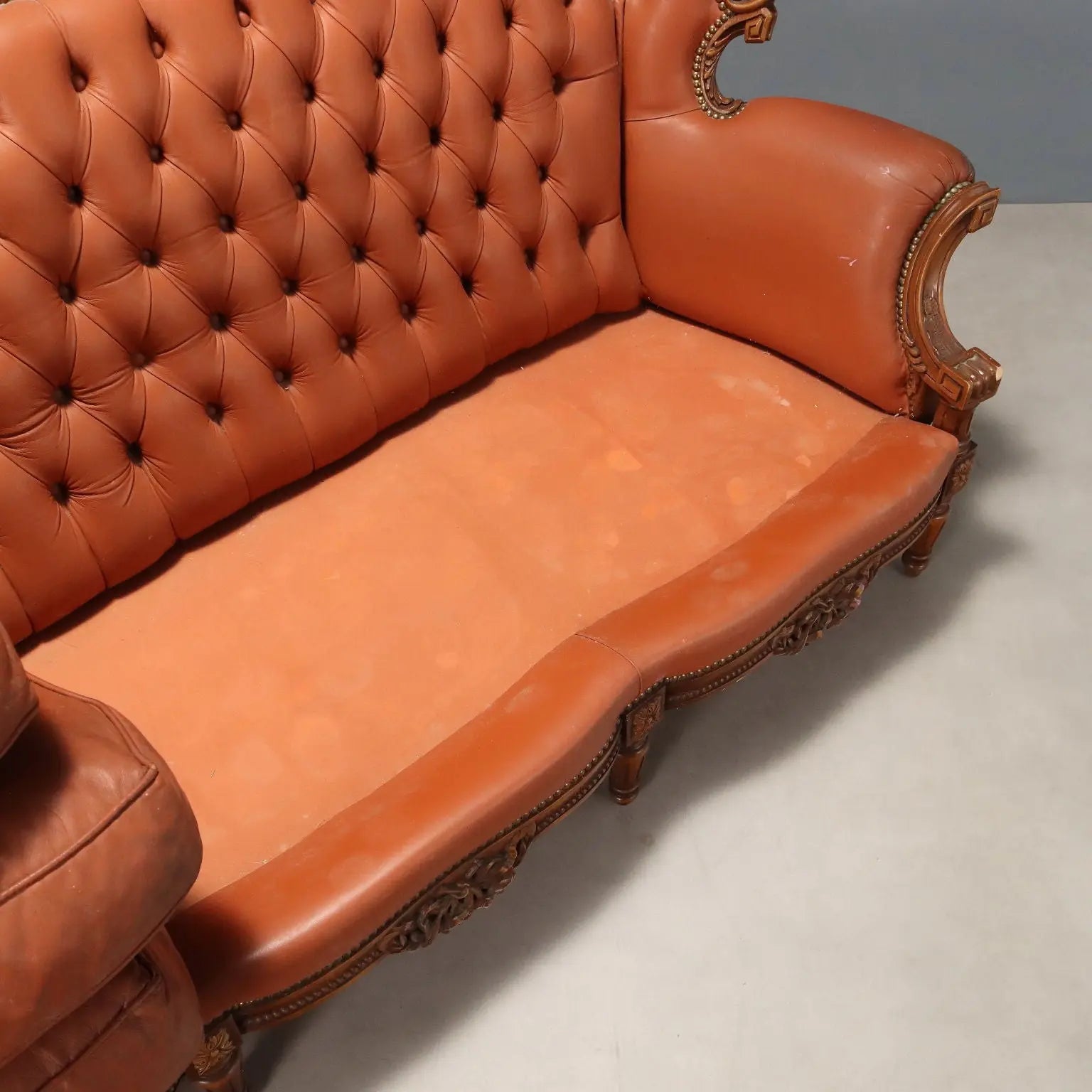 Antique Sofa Neoclassical Style Walnut Leather XX Century - Italy, Early XX Century | Antiques | Seating