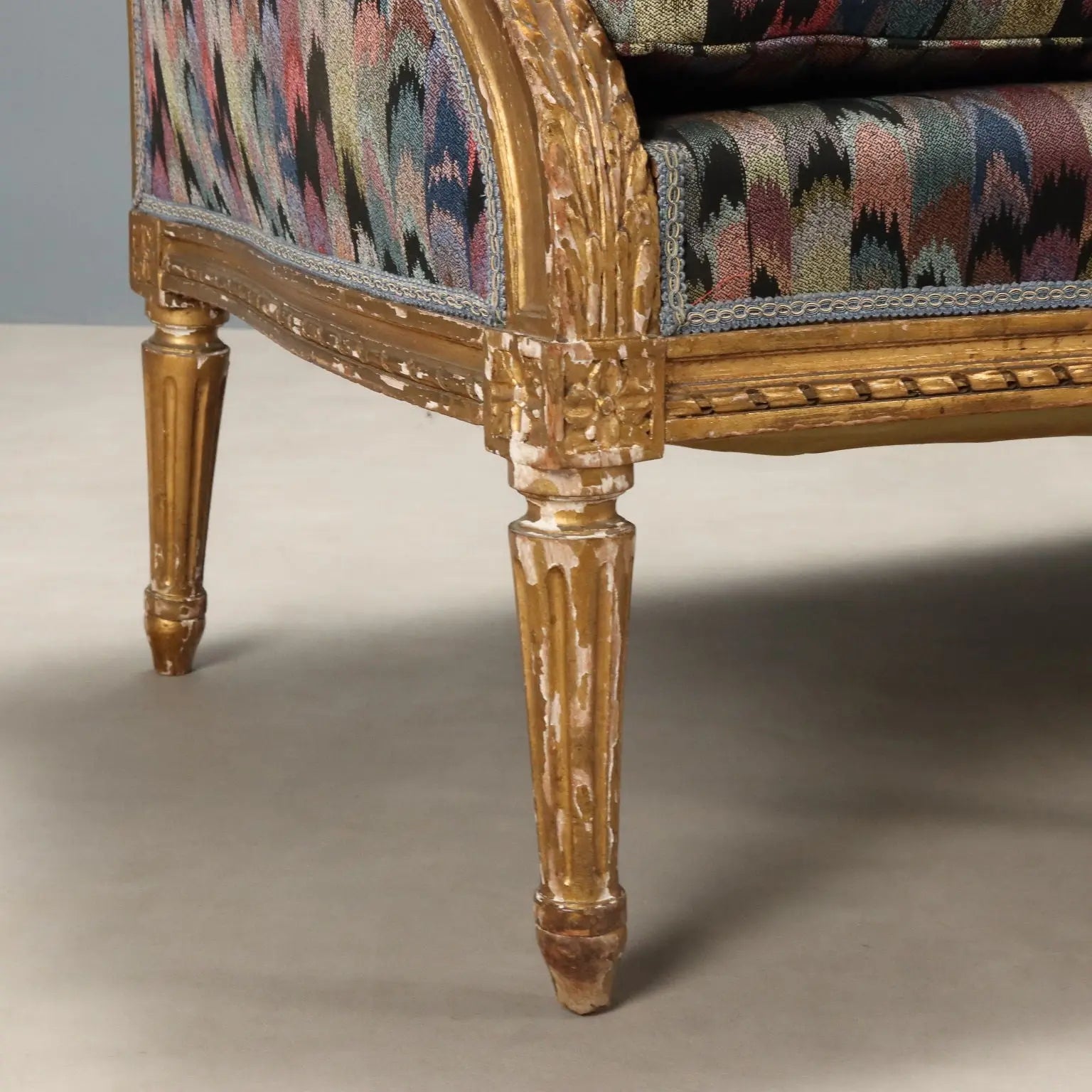 Antique Sofa Neoclassical Style Carved Wood Italy XIX Century - Italy, Late XIX Century | Antiques | Seating