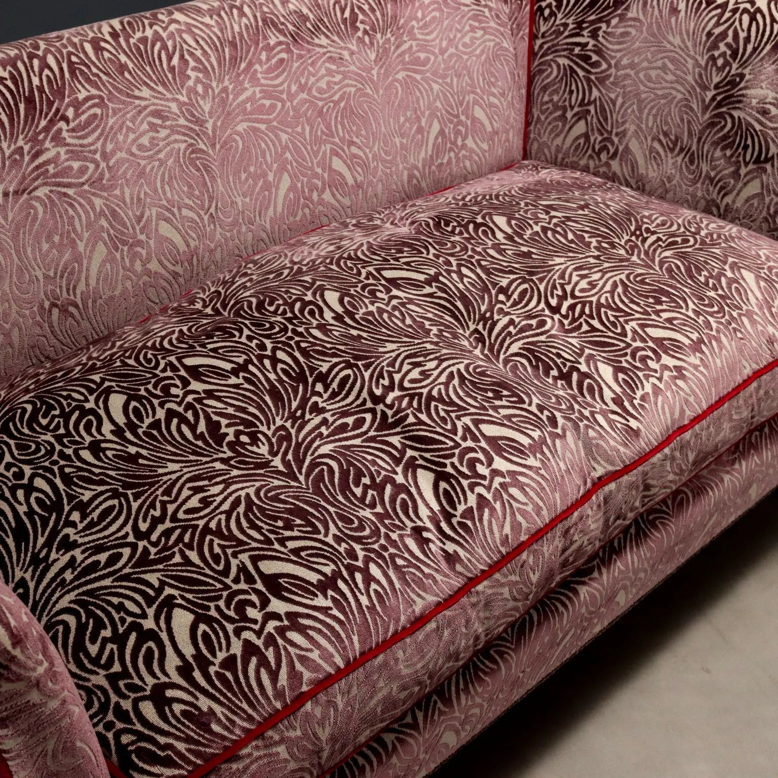 Antique Sofa Velvet Walnut Painted Beech Italy XX Century - Italy, XX Century | Antiques | Seating
