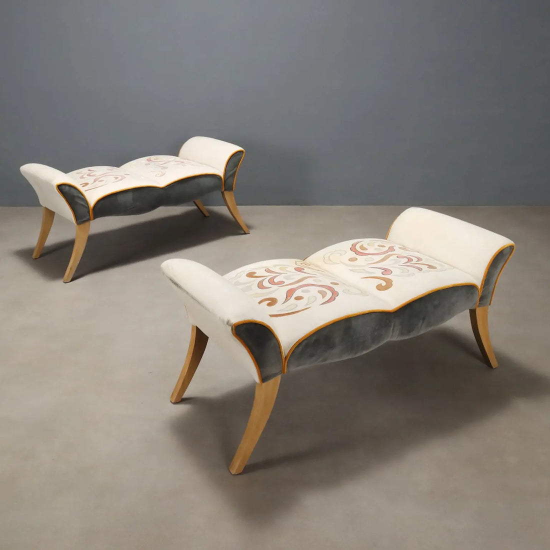 Gondola Sofas William Yeoward - Italy 20th Century