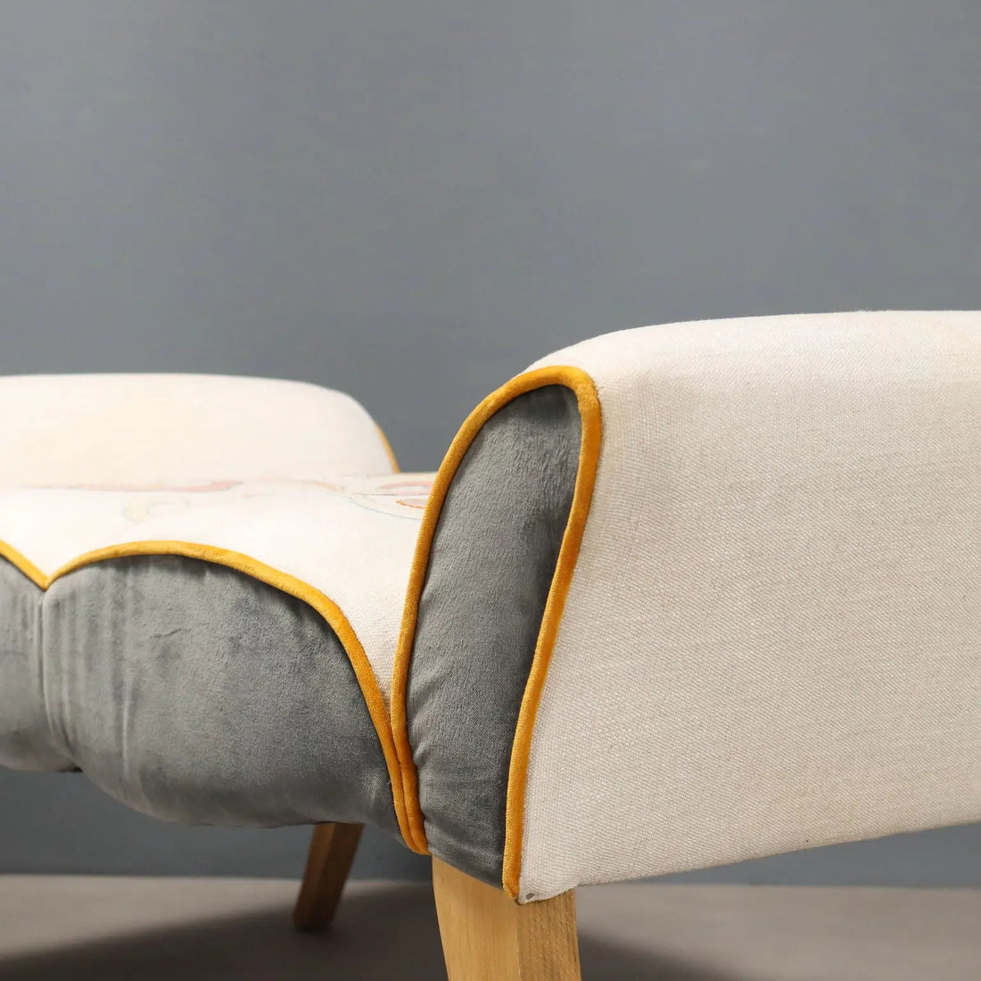 Gondola Sofas William Yeoward - Italy 20th Century