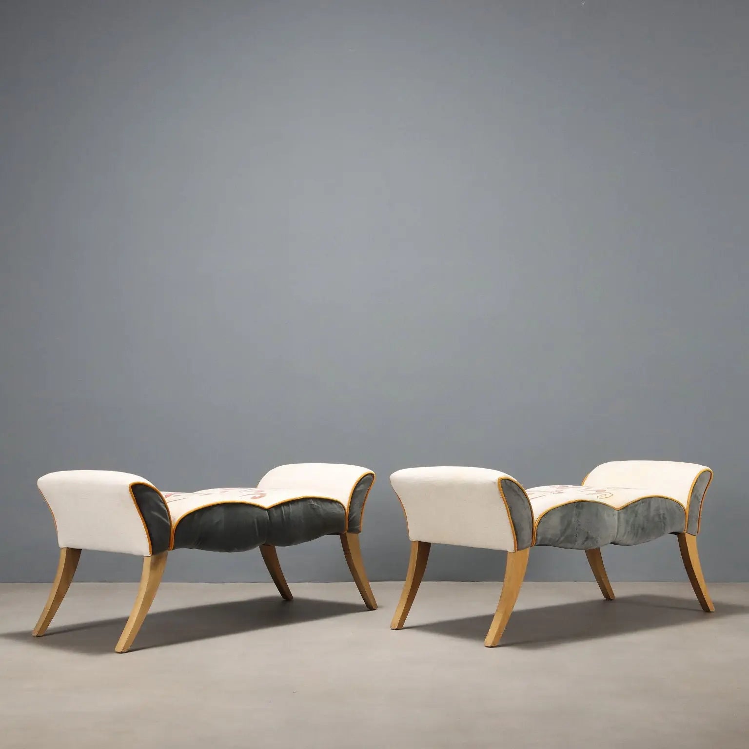 Gondola Sofas William Yeoward - Italy 20th Century