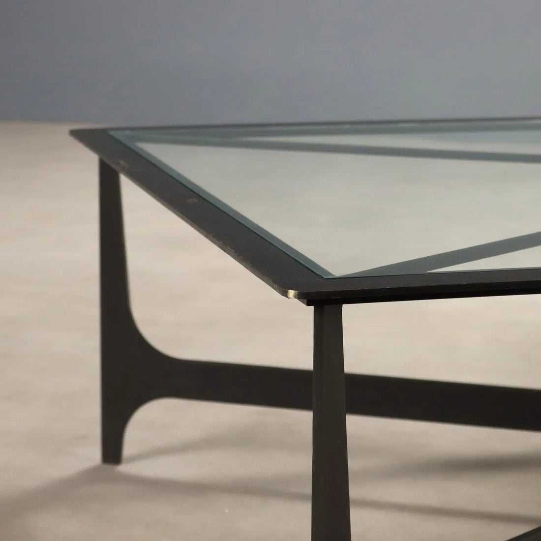Lacquered Iron Coffee Table - Italy 20th Century