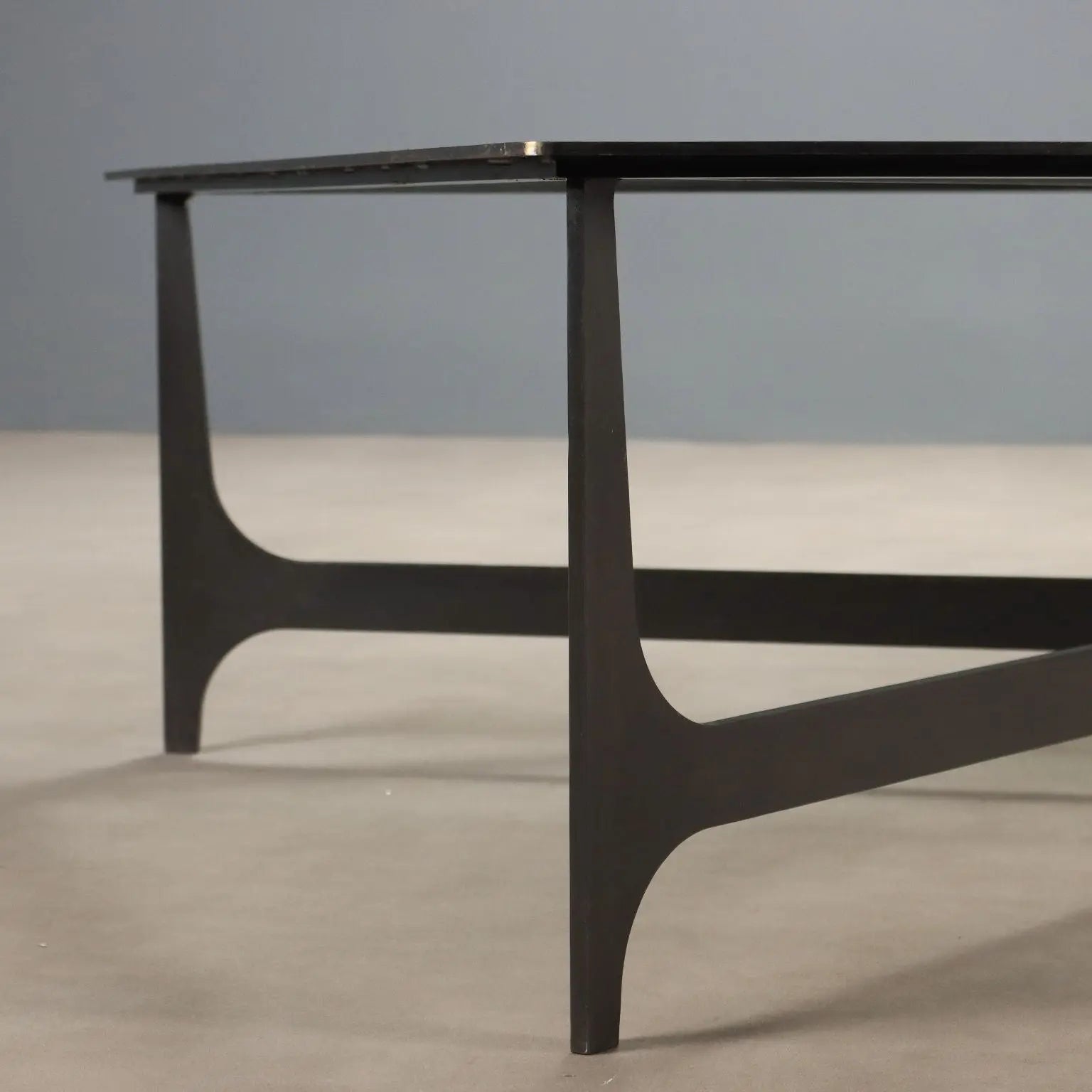Lacquered Iron Coffee Table - Italy 20th Century