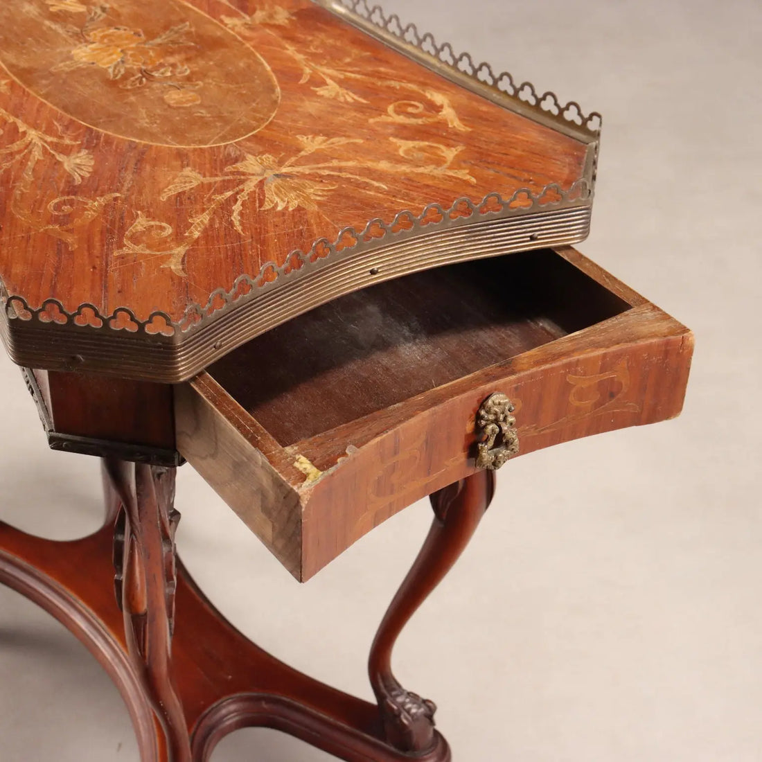 Antique Small Table Fruit Wood Bois de Rose XX Century - Italy, XX Century | Antiques | Side & Coffee Tables