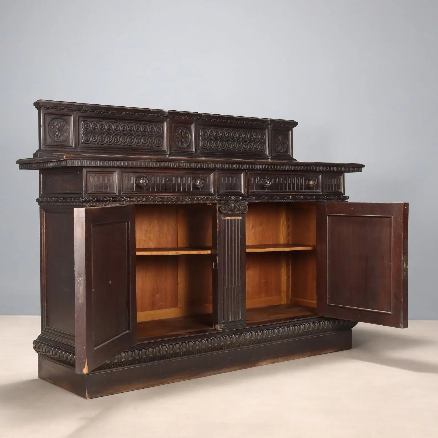 Antique Cupboard Neo-Renaissance Style Beech XIX Century - Italy, Late XIX Century | Antiques | Cupboards