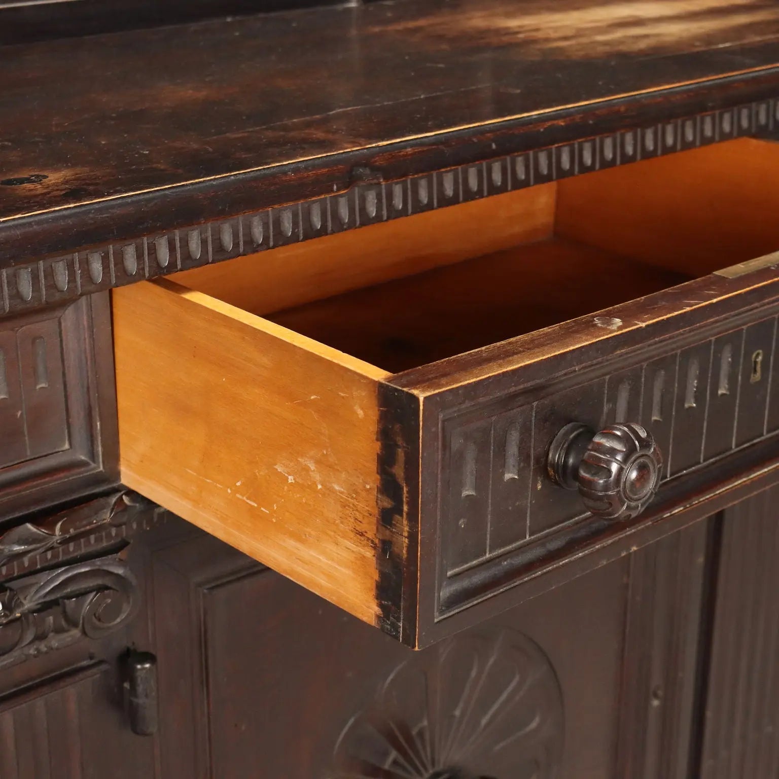 Antique Cupboard Neo-Renaissance Style Beech XIX Century - Italy, Late XIX Century | Antiques | Cupboards