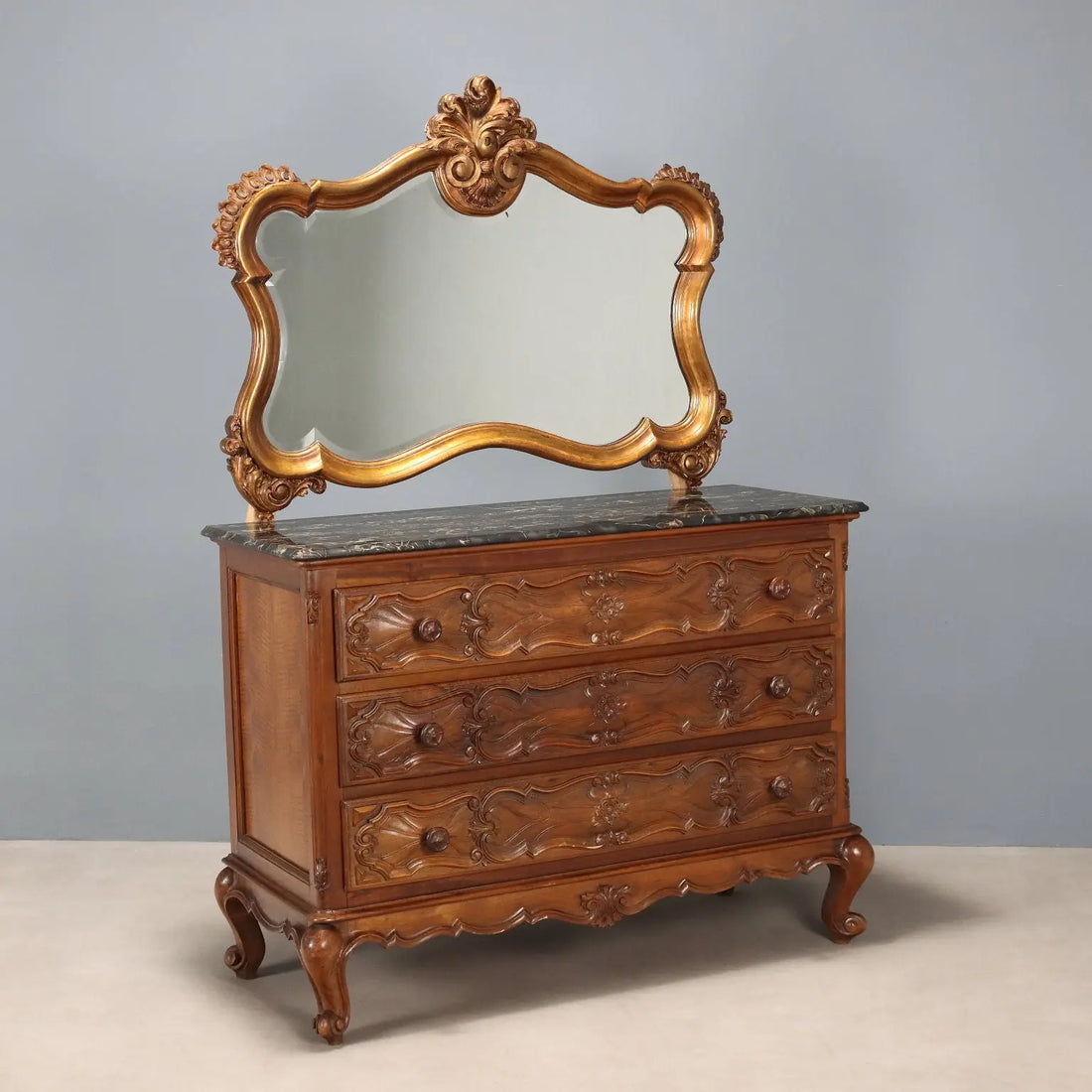Baroque Walnut Dresser with Mirror - Italy 20th Century