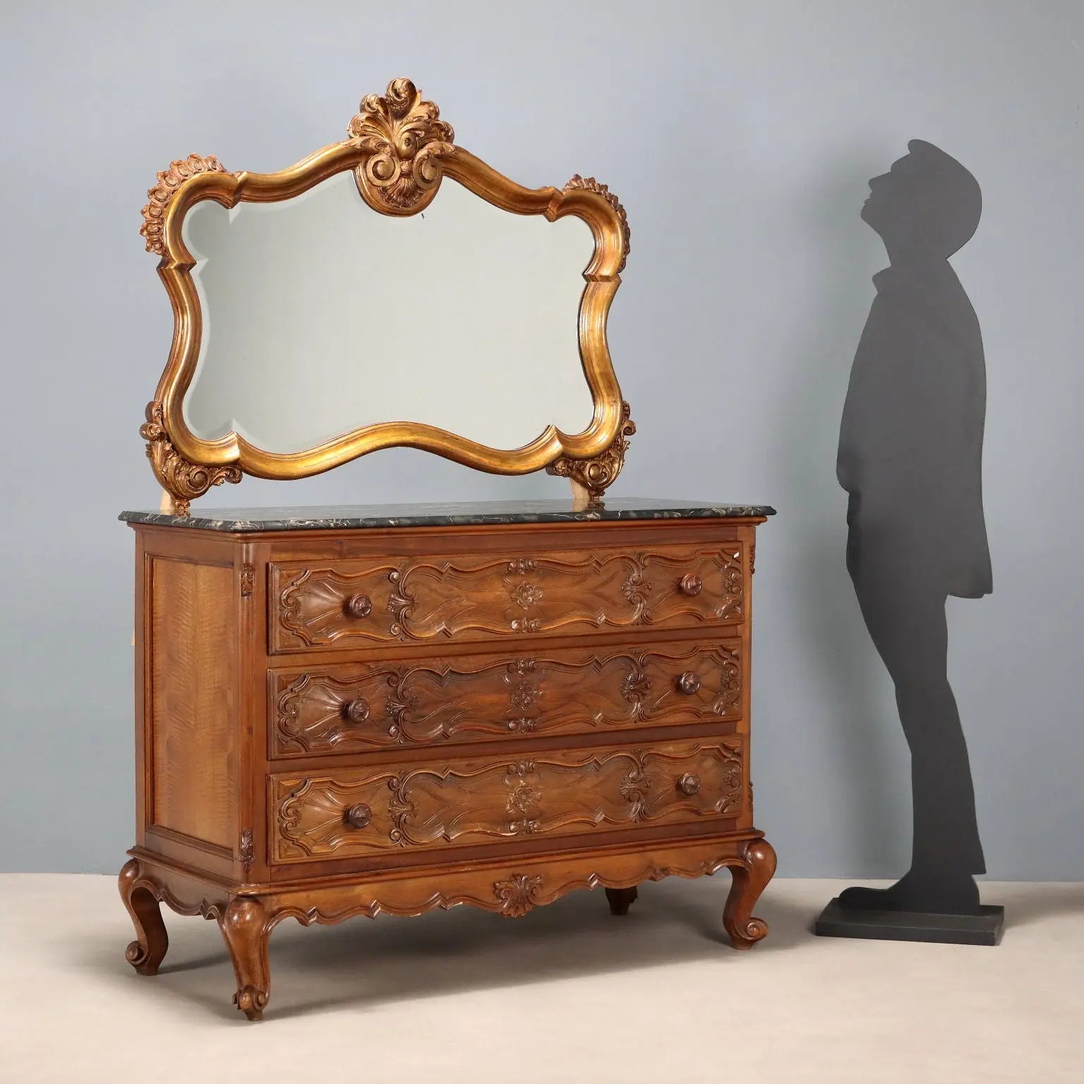 Baroque Walnut Dresser with Mirror - Italy 20th Century