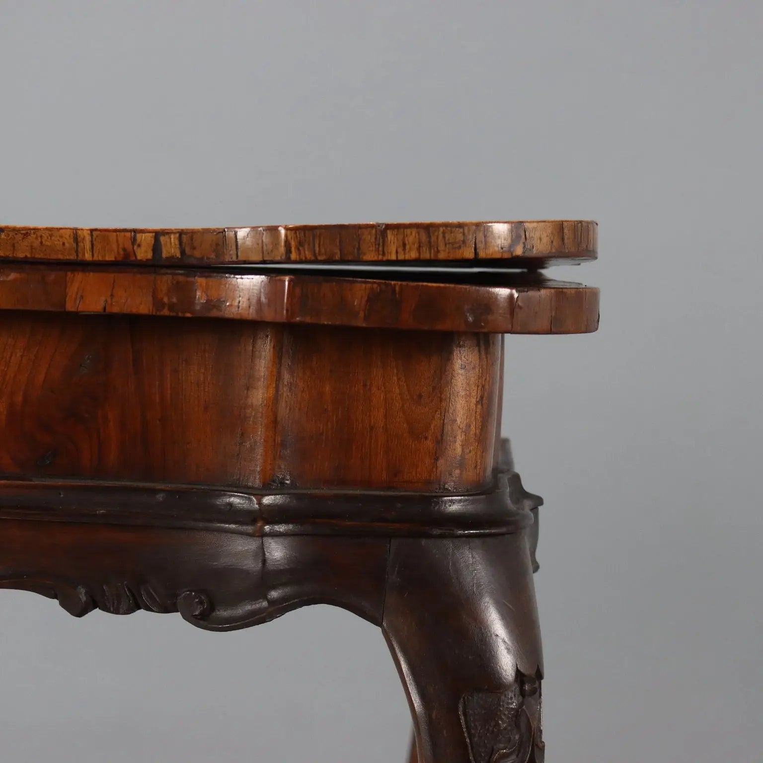 Antique Game Table Walnut Beech Openable Top Italy XX Century - Italy, Early XX Century | Antiques | Side & Coffee Tables
