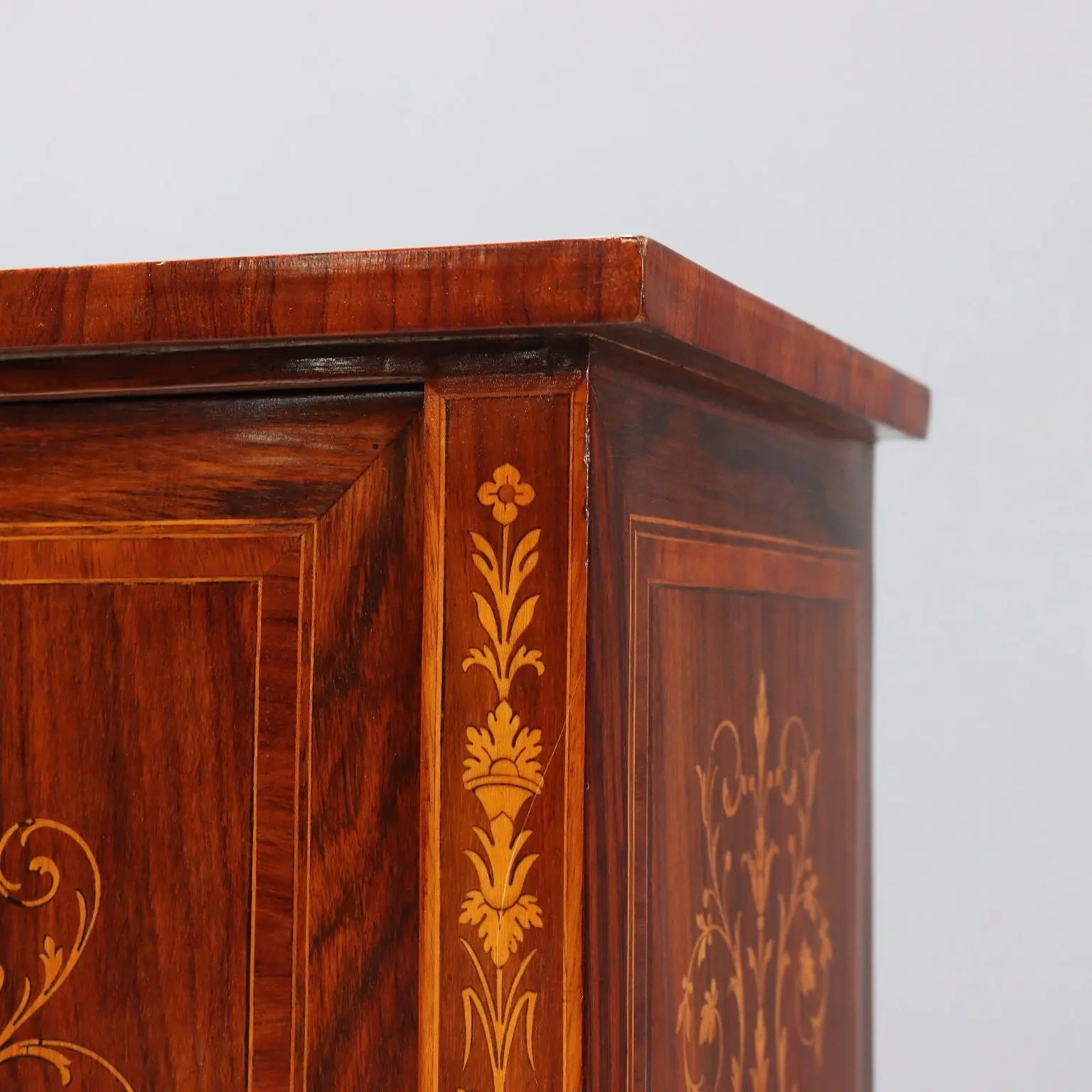 Antique Cupboard Neoclassical Style Veneered in Various Woods '900 - Italy, Early XX Century | Antiques | Cupboards