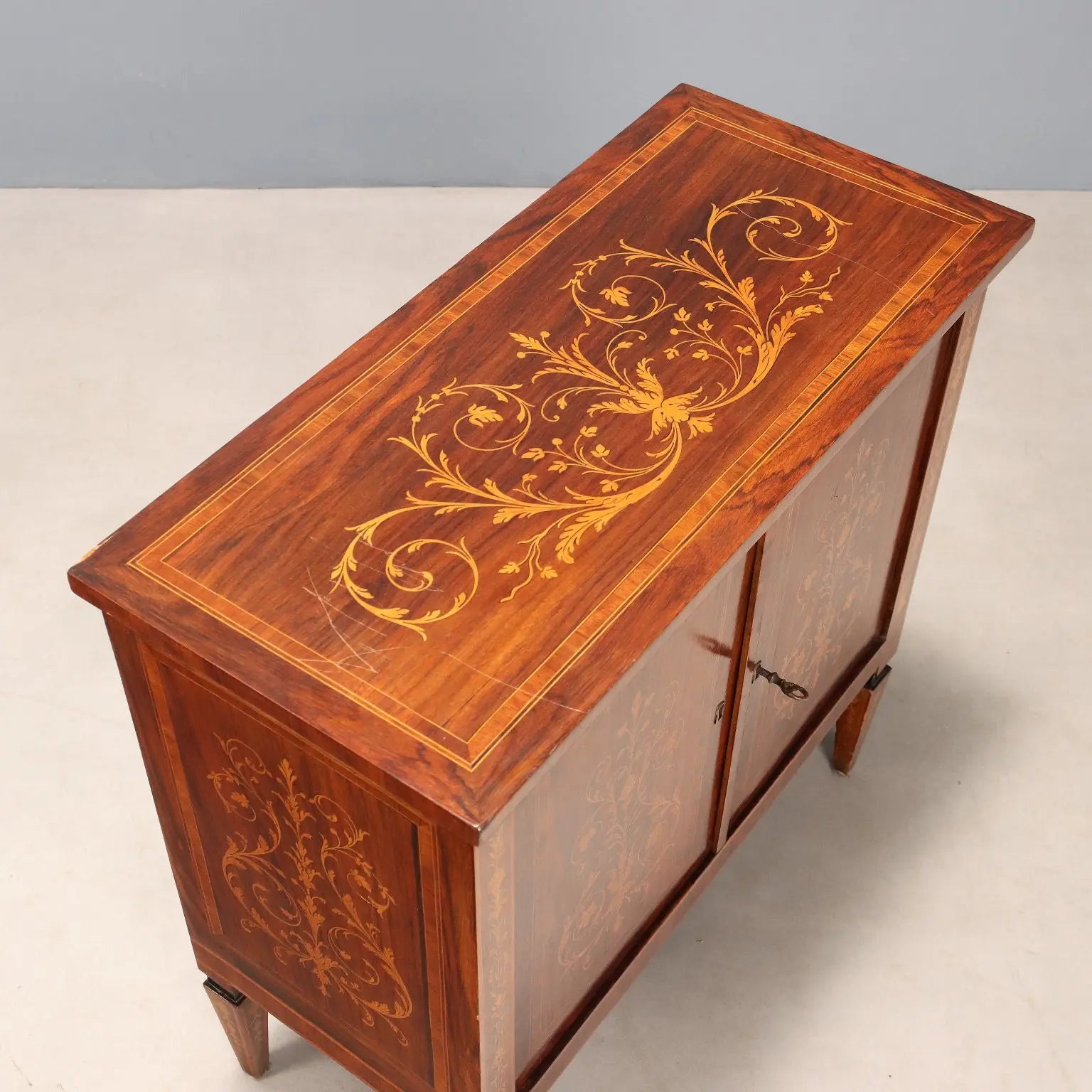 Antique Cupboard Neoclassical Style Veneered in Various Woods '900 - Italy, Early XX Century | Antiques | Cupboards