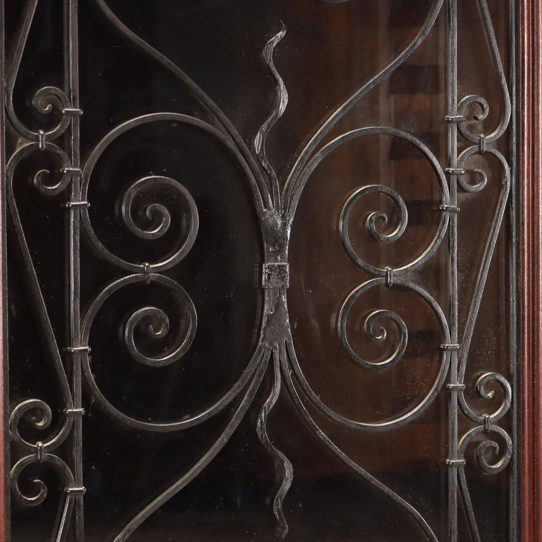 Neo-Renaissance Walnut Bookcase - Early 20th Century Italy