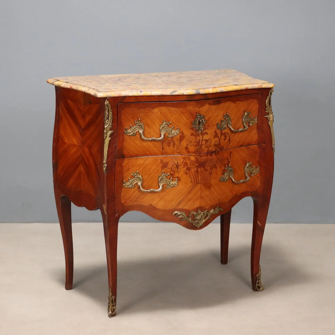 Barocchetto Mahogany Chest with Inlays - 20th Century