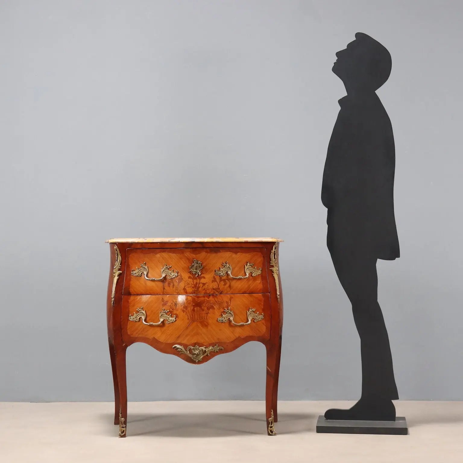Barocchetto Mahogany Chest with Inlays - 20th Century