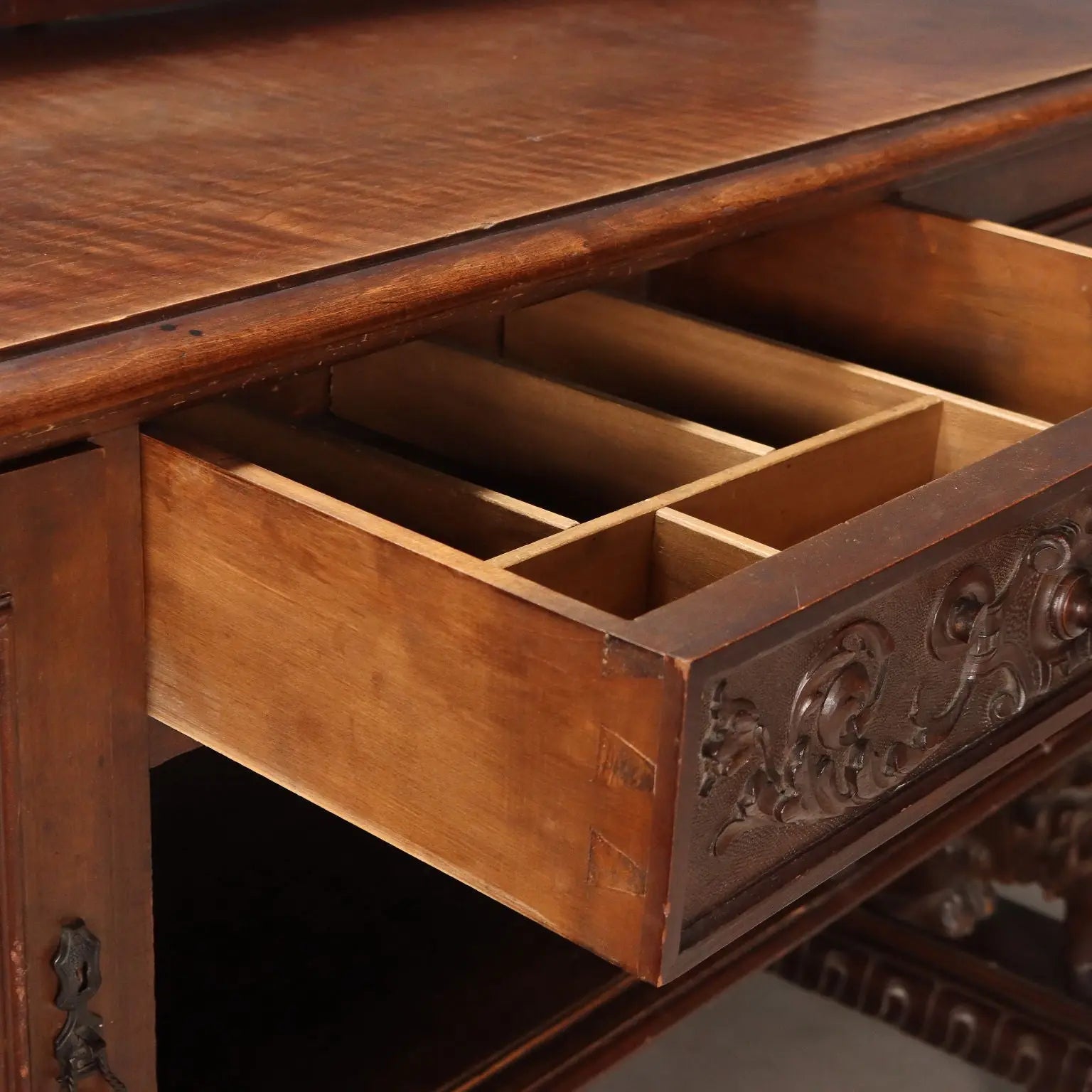 Walnut Sideboard in Neo-Renaissance Style, Italy 20th Century