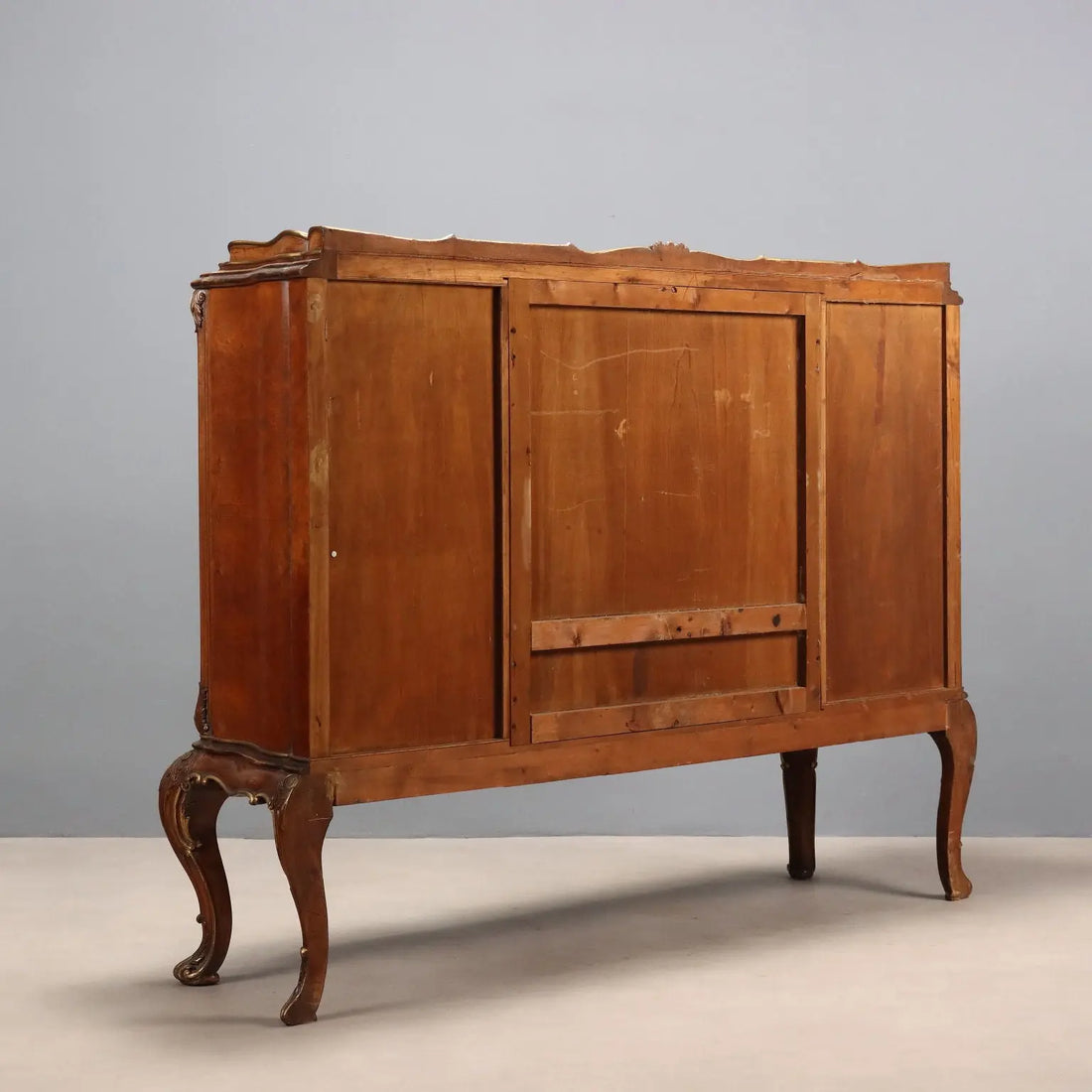 Antique Cupboard Chippendale Style Walnut Italy XX Century - Italy, Early XX Century | Antiques | Bookcases & Showcases