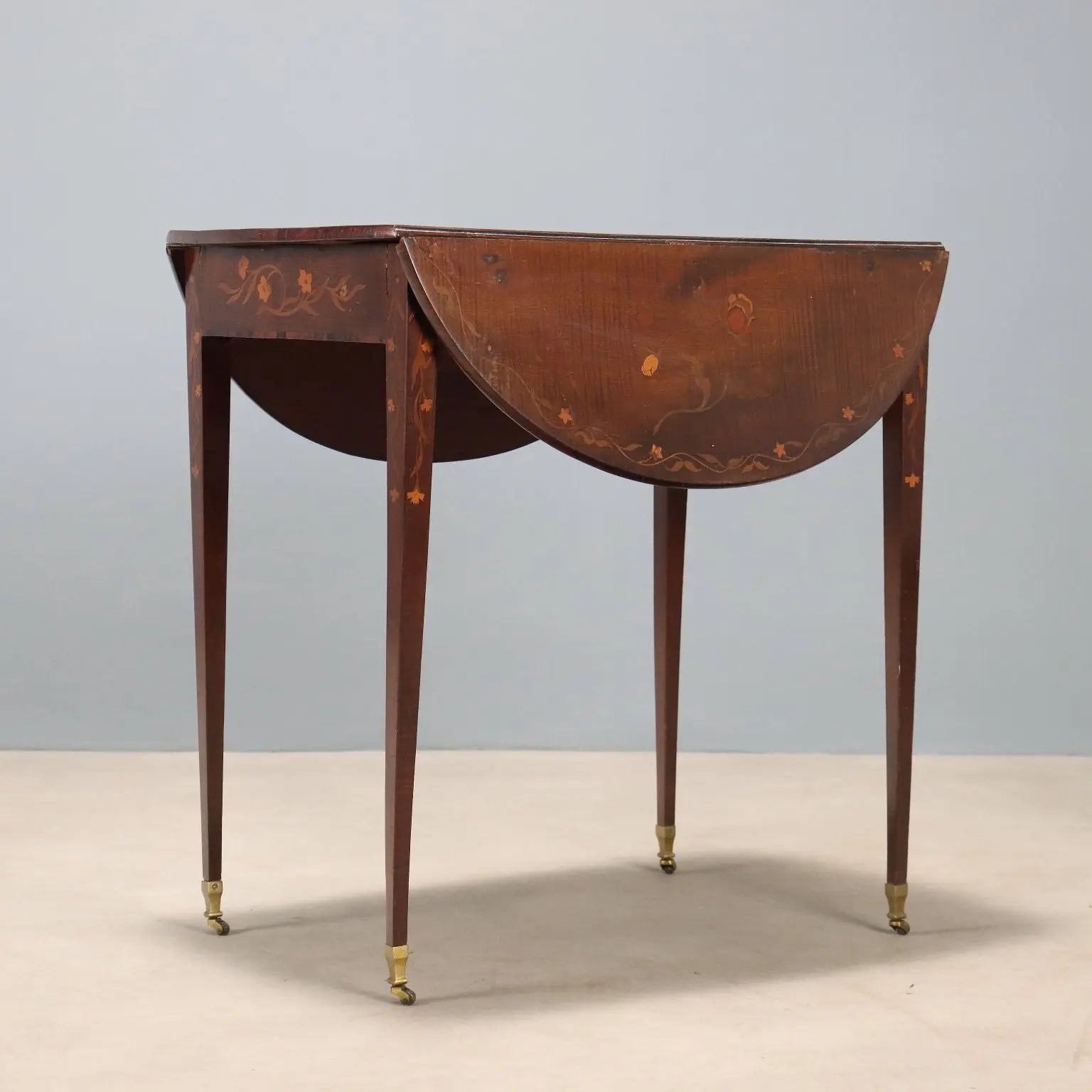 Small Antique Table Mahogany Inlays United Kingdom XIX Century - England, Late XIX Century | Antiques | Side & Coffee Tables