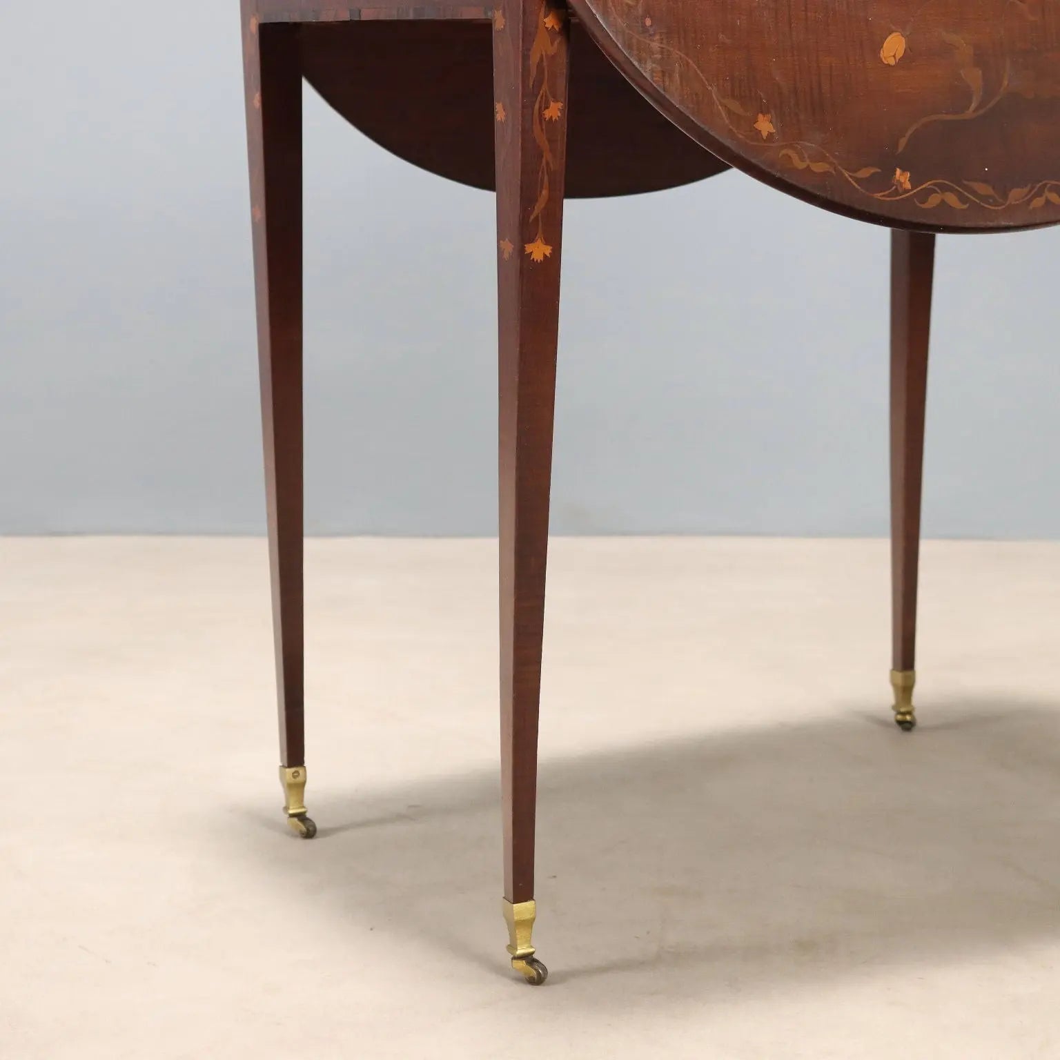Small Antique Table Mahogany Inlays United Kingdom XIX Century - England, Late XIX Century | Antiques | Side & Coffee Tables