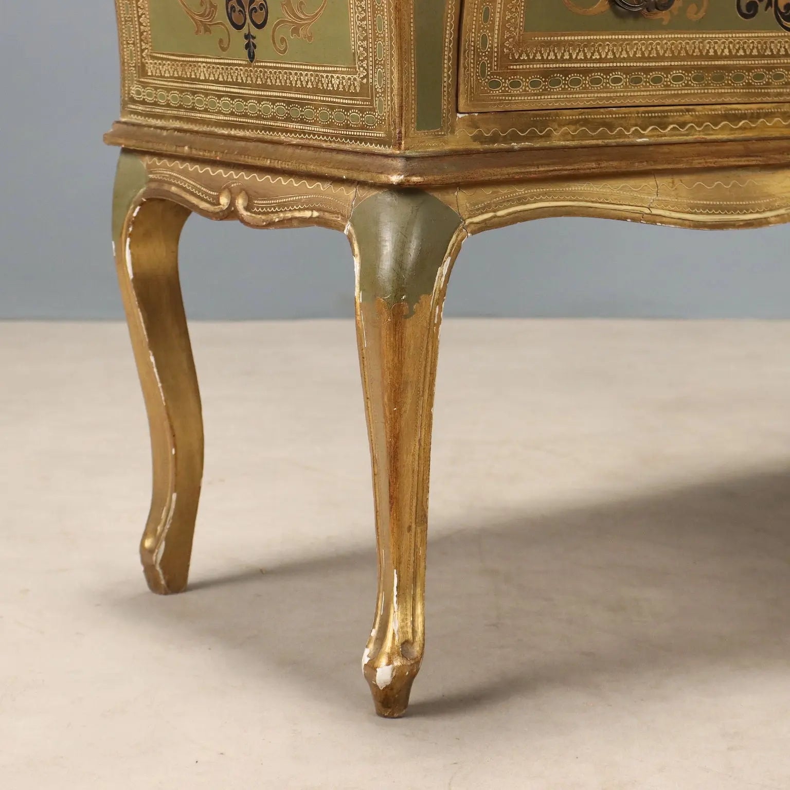 Antique Chest of Drawers Lacquered Painted Wood XX Century - Italy, XX Century | Antiques | Chest of Drawers & Commodes