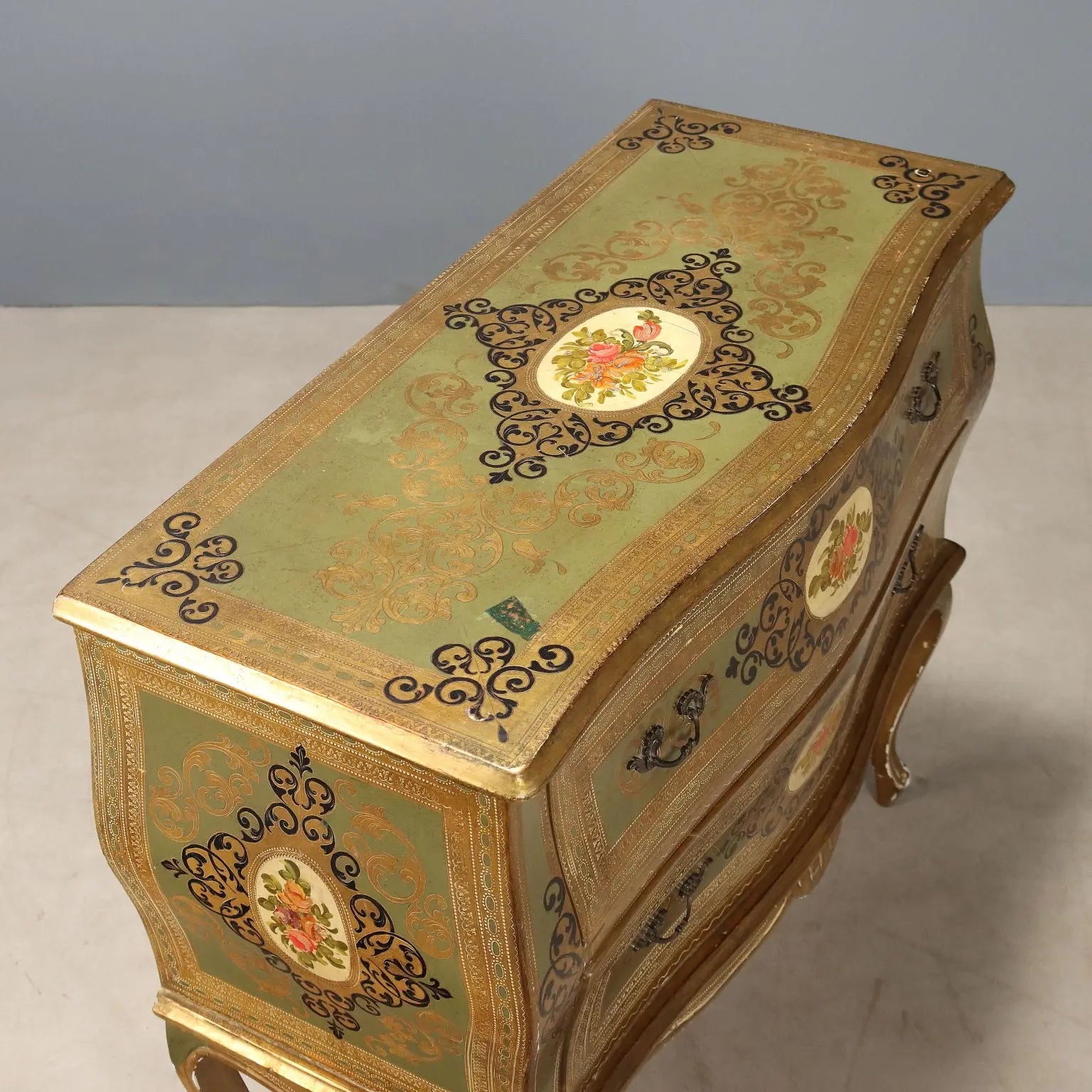 Antique Chest of Drawers Lacquered Painted Wood XX Century - Italy, XX Century | Antiques | Chest of Drawers & Commodes