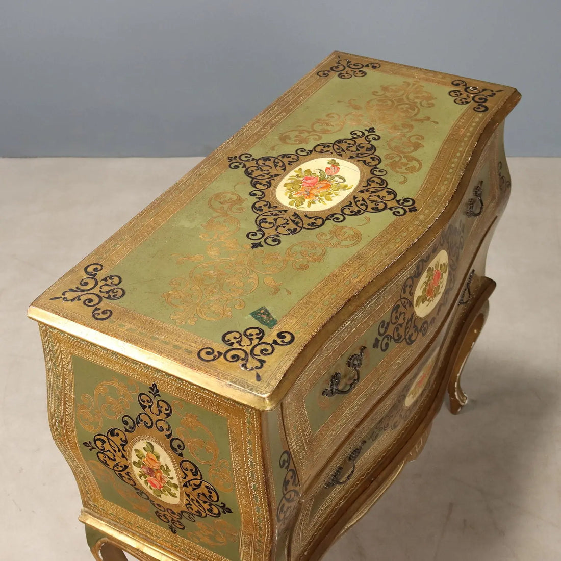Antique Chest of Drawers Lacquered Painted Wood XX Century - Italy, XX Century | Antiques | Chest of Drawers & Commodes