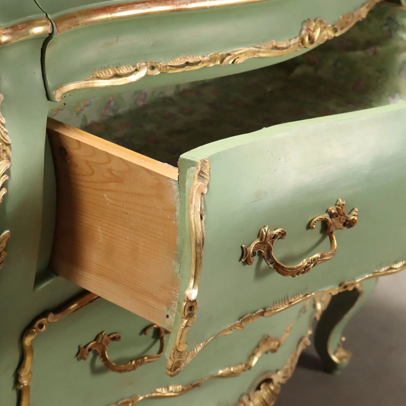 Antique Chest of Drawers Baroque Style Lacquered Wood XX Century