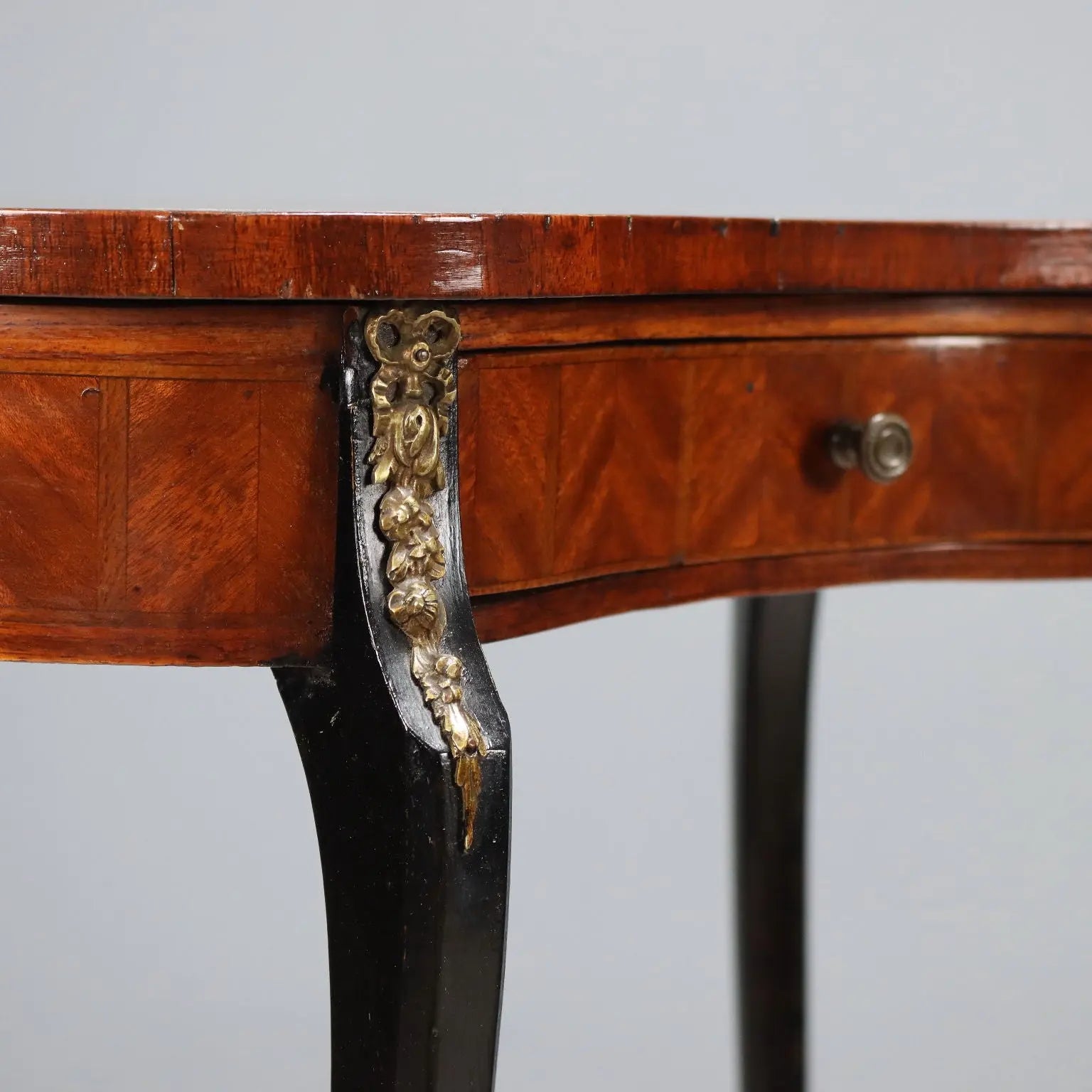 Antique Kidney Table in Mahogany 19th Century