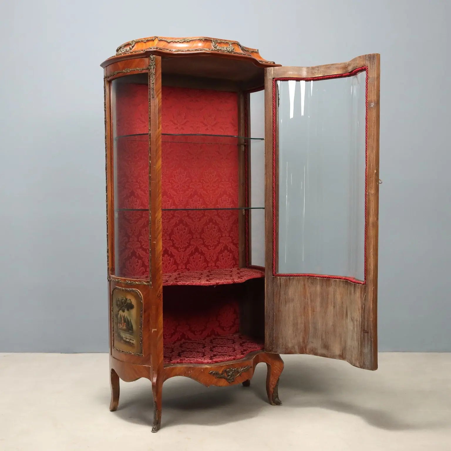 Antique Showcase Bois de Rose Baroque Italy XX Century
