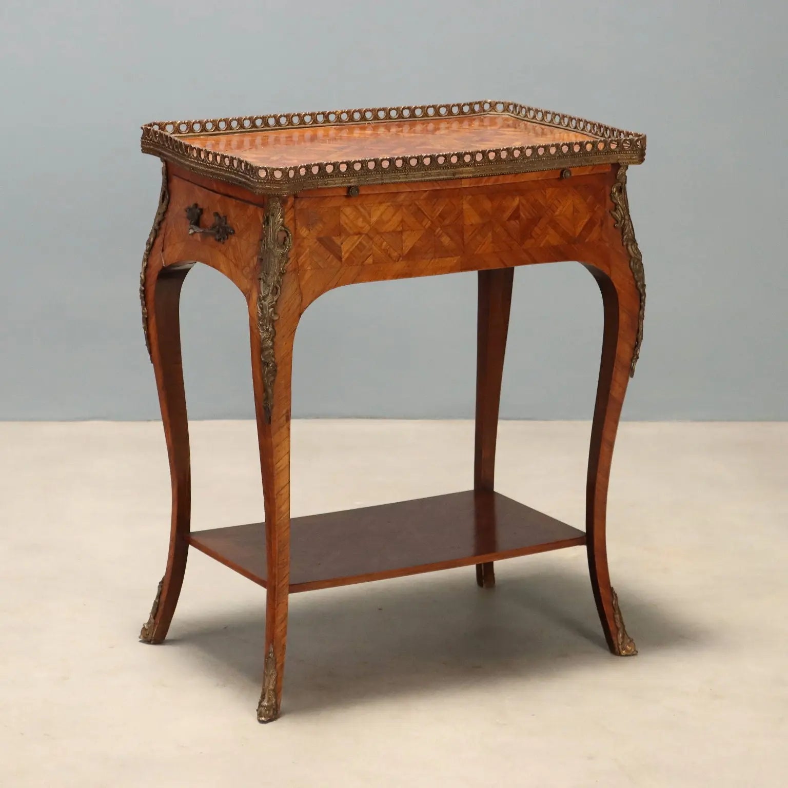 Napoleon III Table in Bois de Rose - Italy 1800s