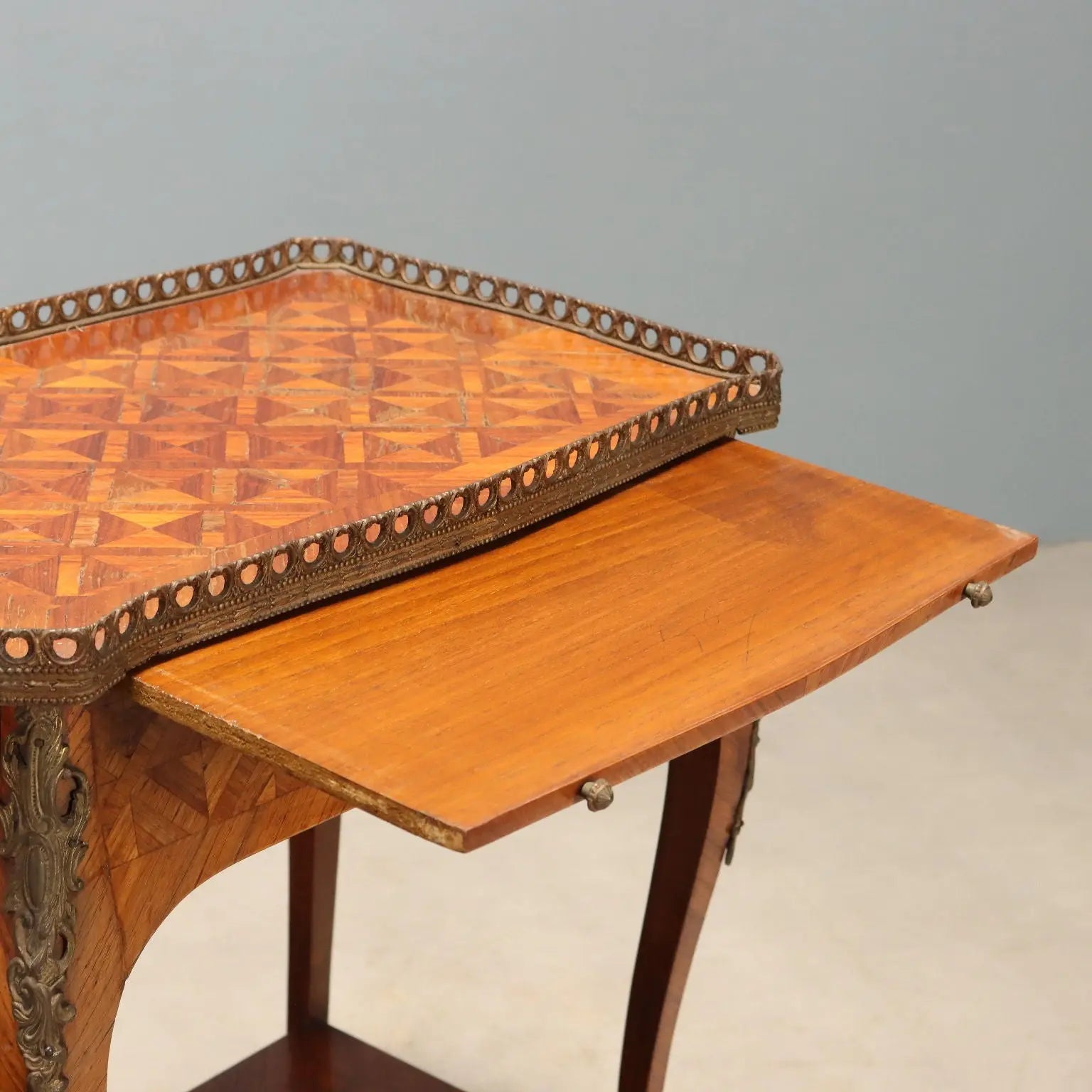 Napoleon III Table in Bois de Rose - Italy 1800s