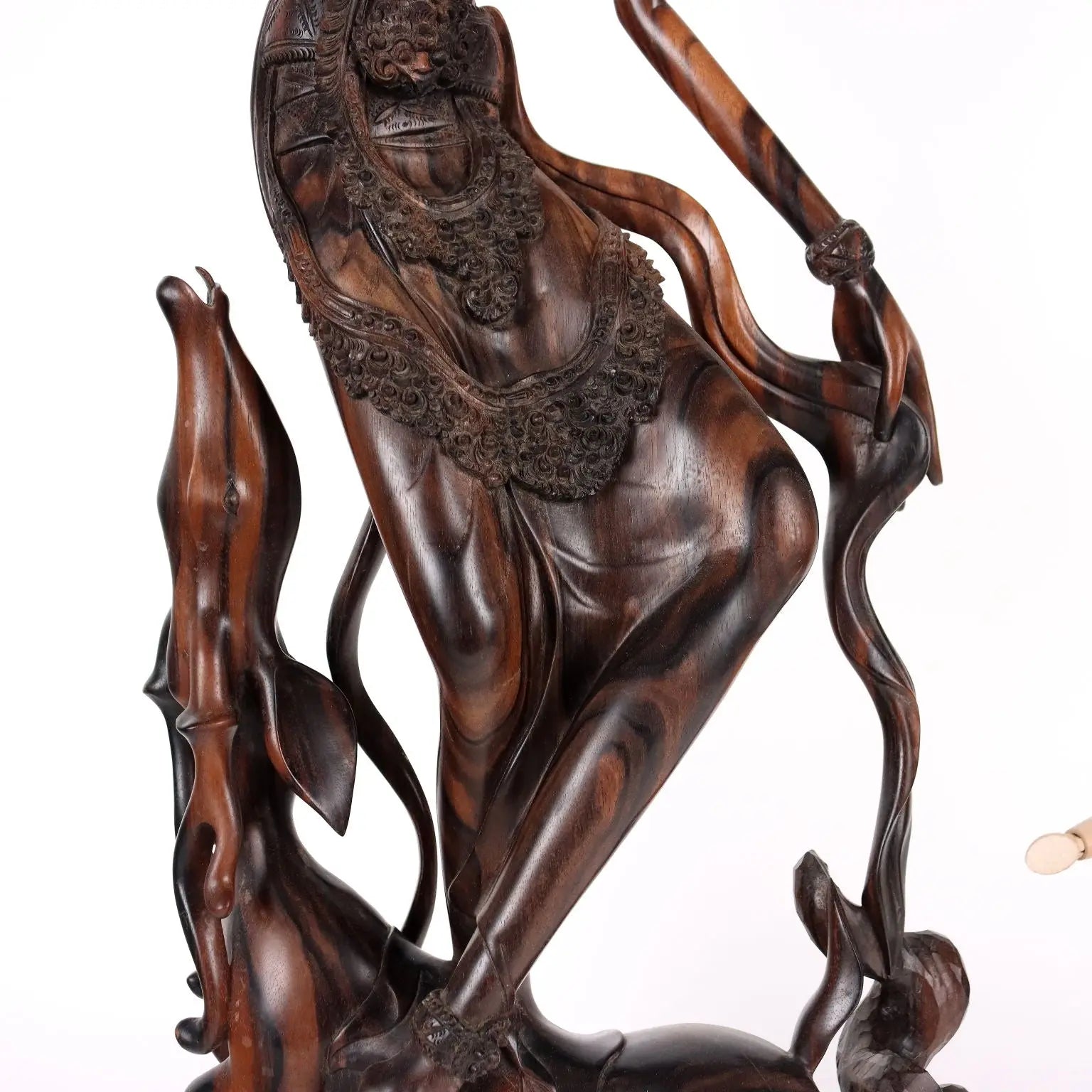 Ancient Sculpture of a Girl Second Half of the XX Century Teak - Indonesia Second half of the 20th century | Antiques | Fancy Goods